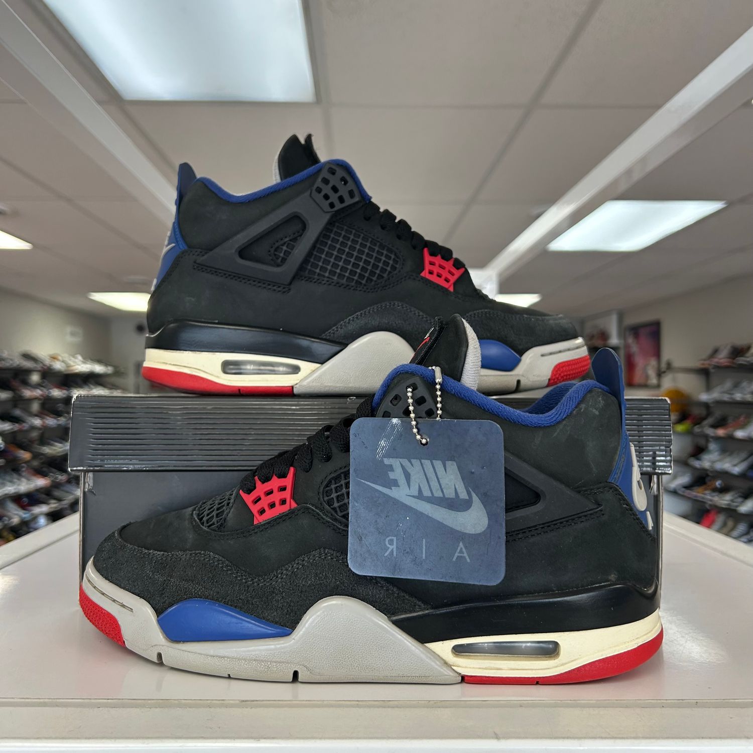 PO AIR JORDAN 4 RETRO RARE AIR (WHITE LETTERING) SIZE 9
