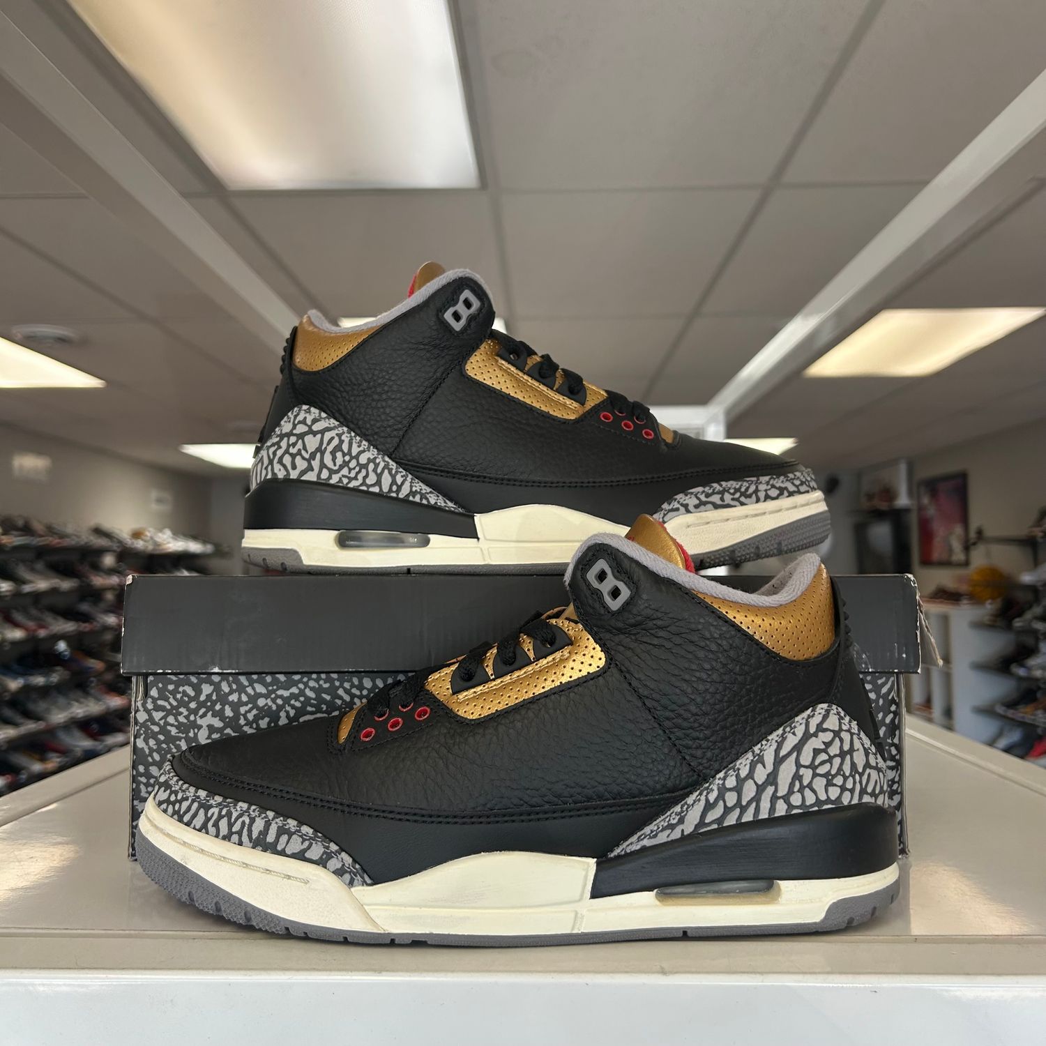 PO AIR JORDAN 3 RETRO BLACK CEMENT GOLD (WOMENS) SIZE 10W