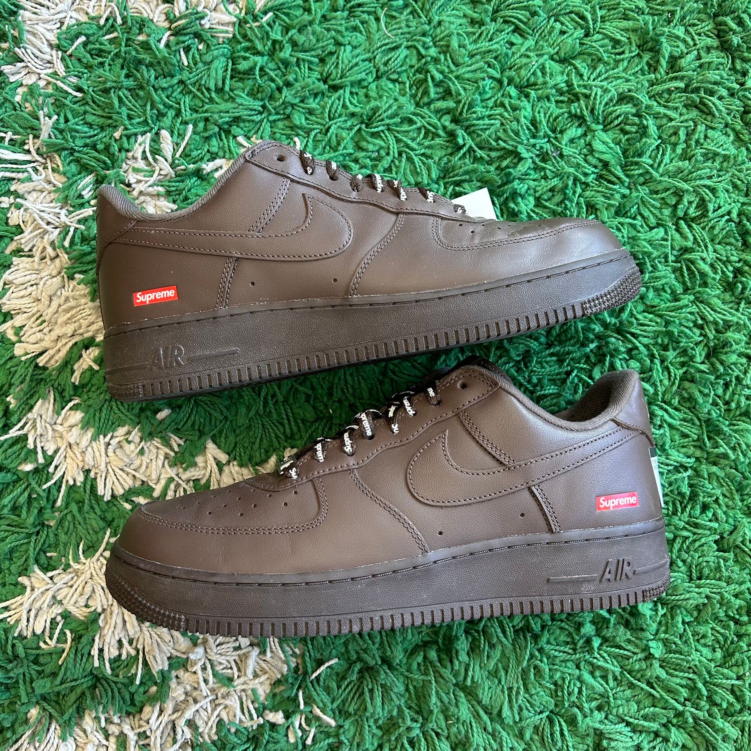 PO NB NIKE AIR FORCE 1 LOW SUPREME BAROQUE BROWN SIZE 10.5