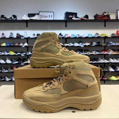 PO NB ADIDAS YEEZY DESERT BOOT ROCK SIZE 8