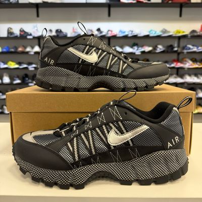 PO NB NIKE AIR HUMARA QS BLACK METALLIC SILVER SIZE 9