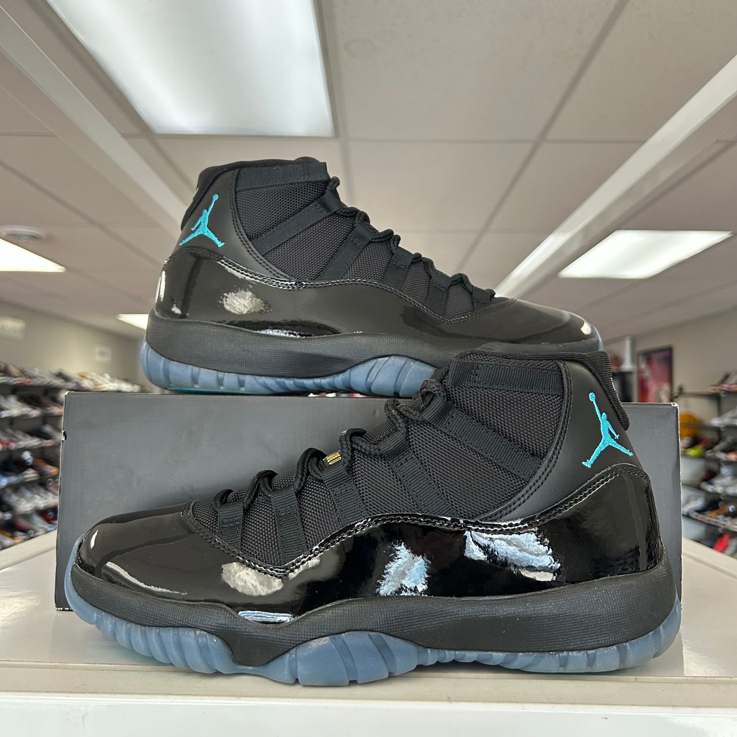 PO2 AIR JORDAN 11 RETRO GAMMA BLUE (2025) SIZE 10.5