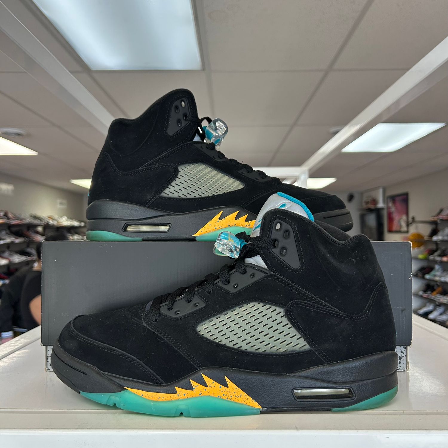 PO2 AIR JORDAN 5 AQUA SIZE 10.5