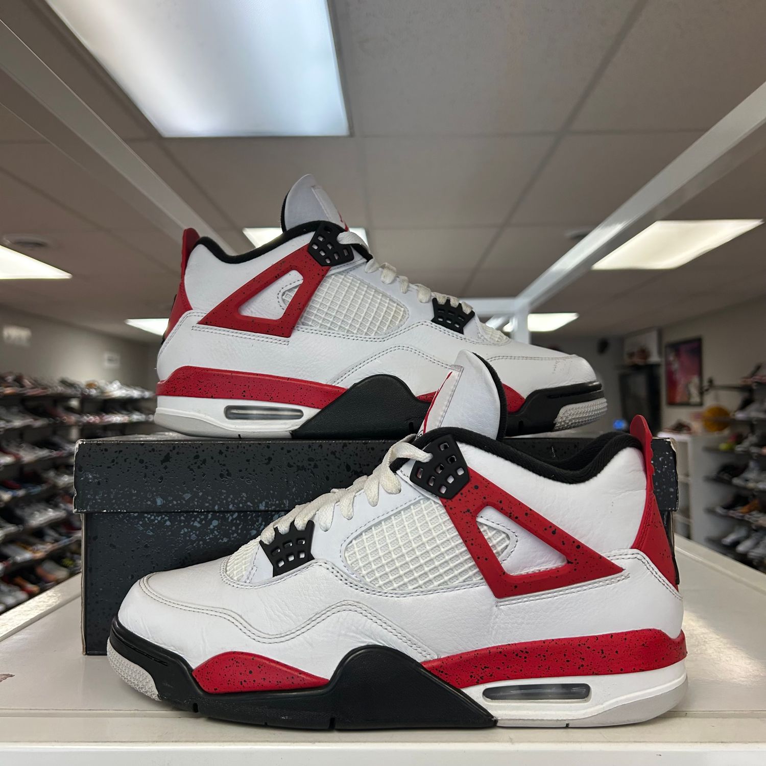 PO4 AIR JORDAN 4 RED CEMENT SIZE 10
