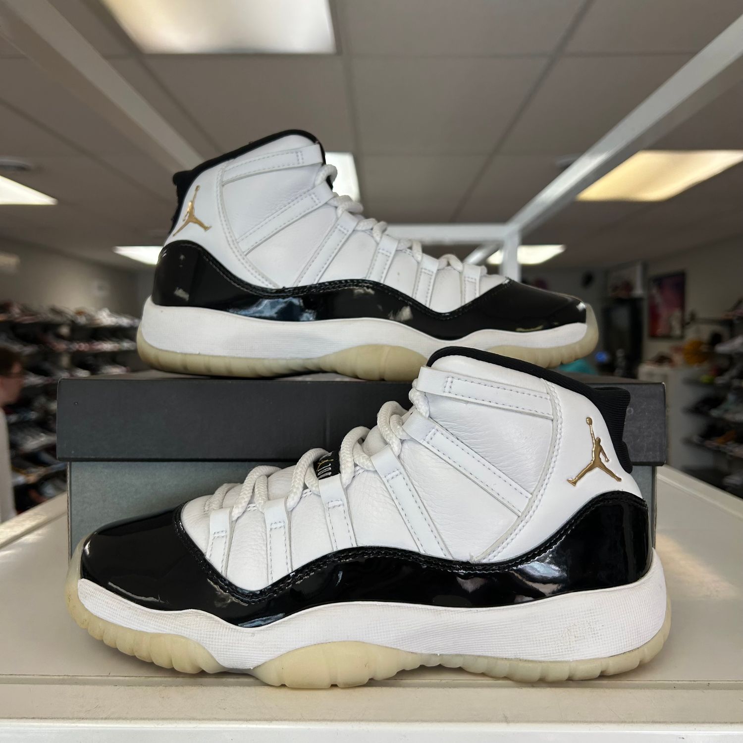 PO AIR JORDAN 11 RETRO DMP GRATITUDE (2023)(GS) SIZE 7Y