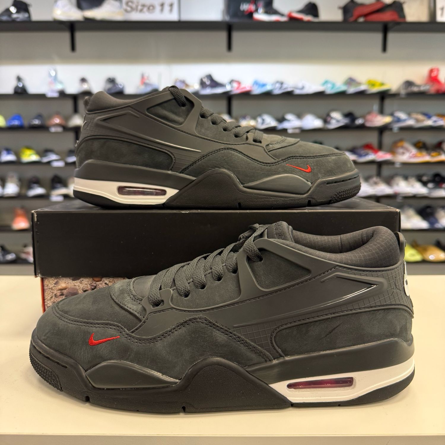 PO AIR JORDAN 4 RM SP NIGEL DRIVEWAY GREY SIZE 8.5