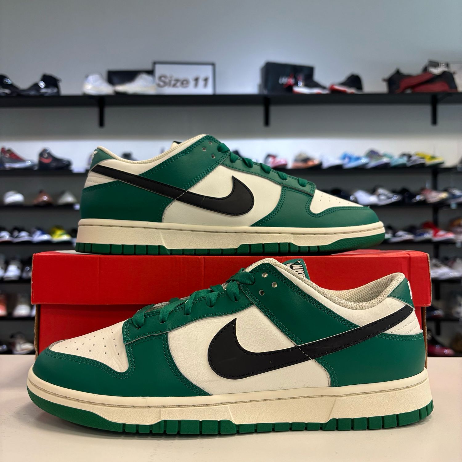 PO NIKE DUNK LOW SE LOTTERY PACK MALACHITE GREEN SIZE 10