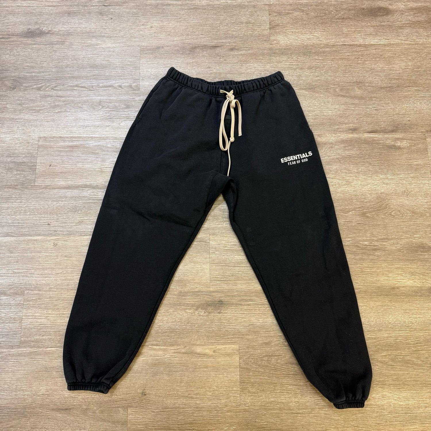 PO FOG ESSENTIALS FLEECE SWEATPANTS CUFFED BLACK/WHITE SIZE L