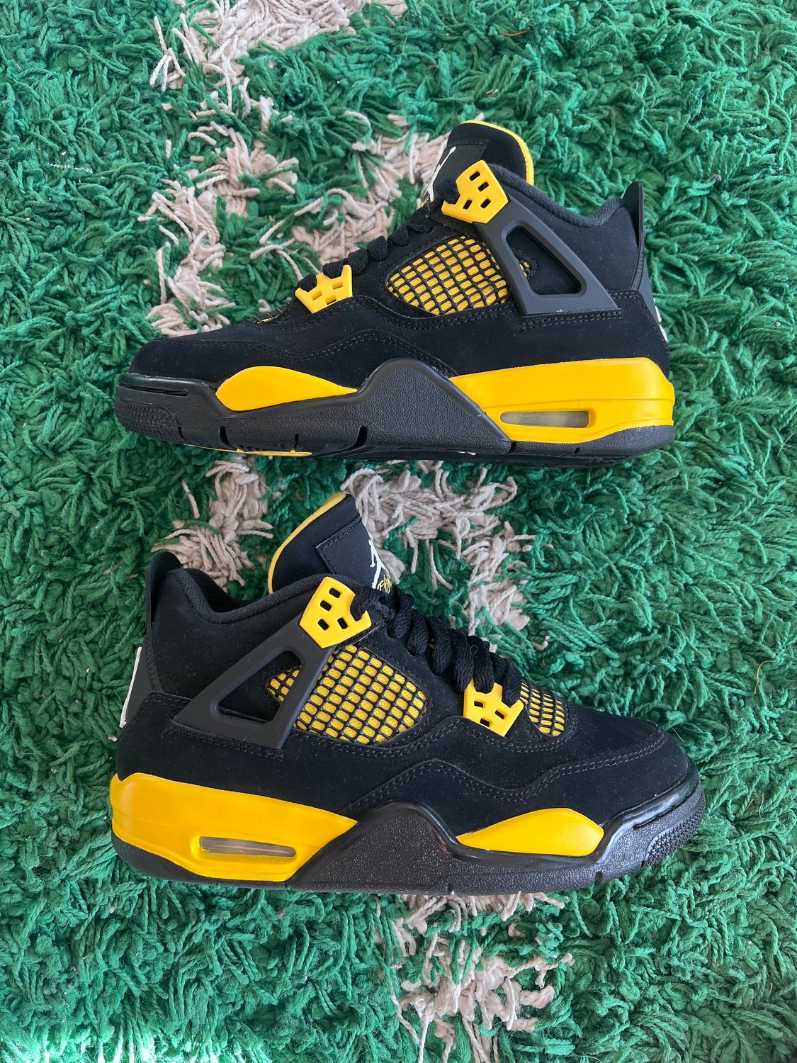 PO NB AIR JORDAN 4 THUNDER (2023) SX SIZE 4Y