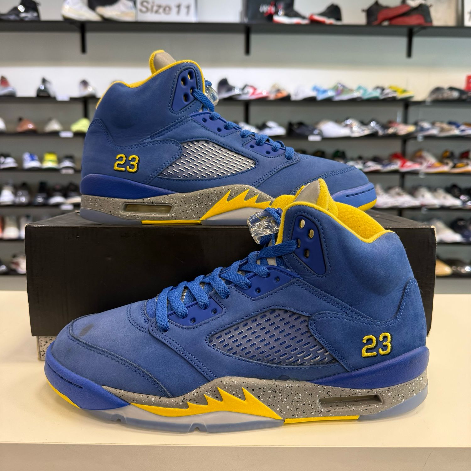 PO AIR JORDAN 5 LANEY VARSITY ROYAL SIZE 9.5