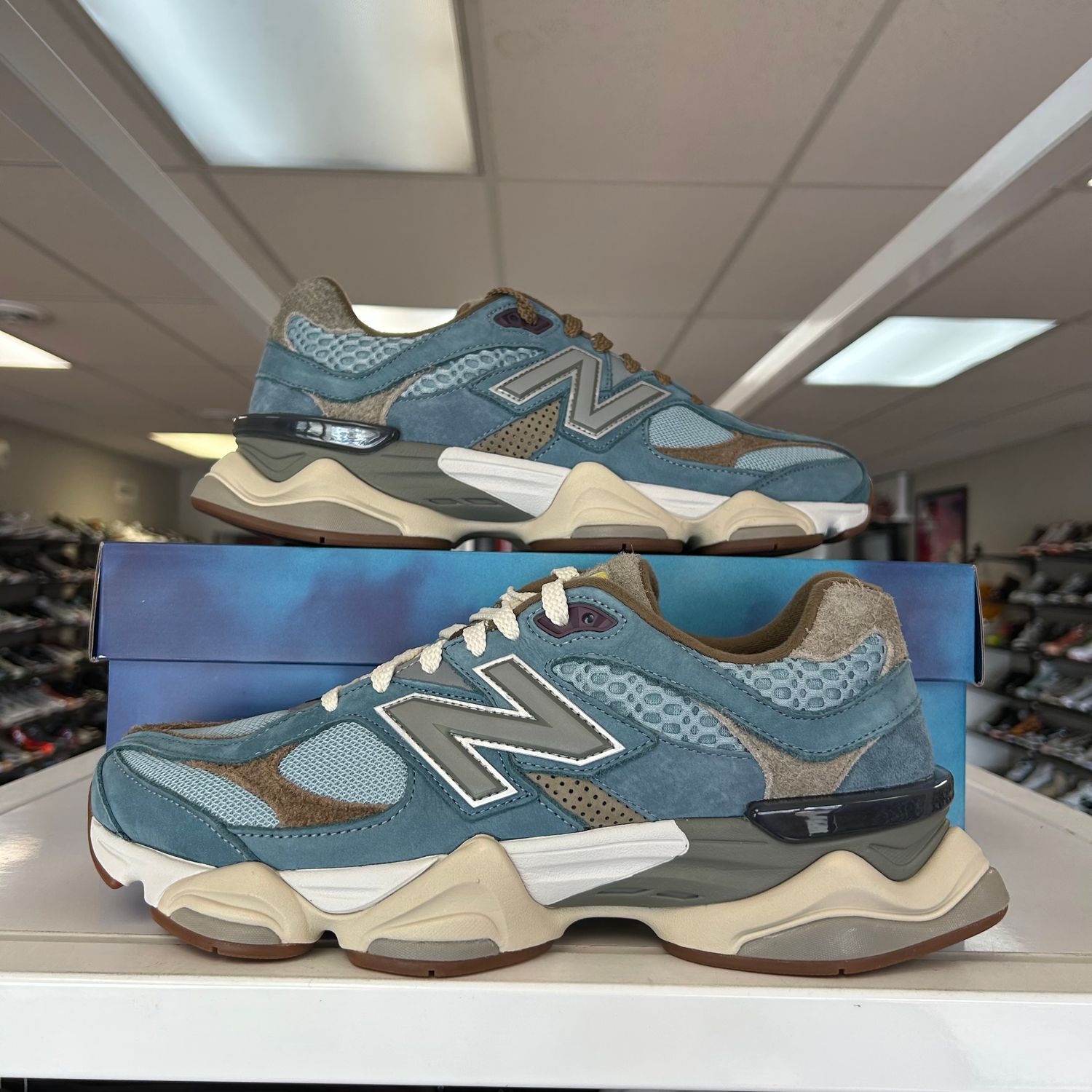 PO NEW BALANCE 9060 BODEGA AGE OF DISCOVERY SIZE 11