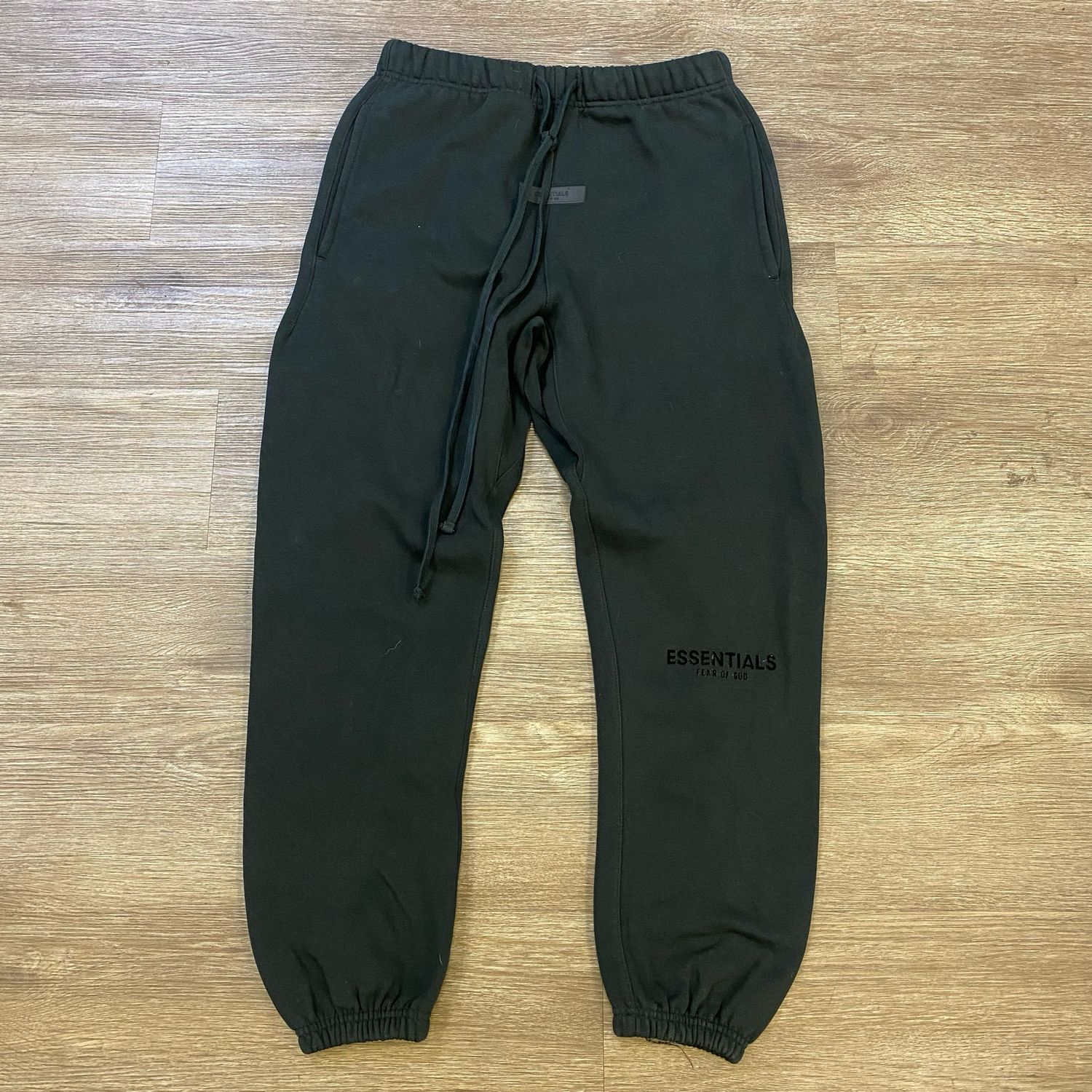 PO2 FOG ESSENTIALS SWEATPANTS CUFFED STRETCH LIMO SIZE S