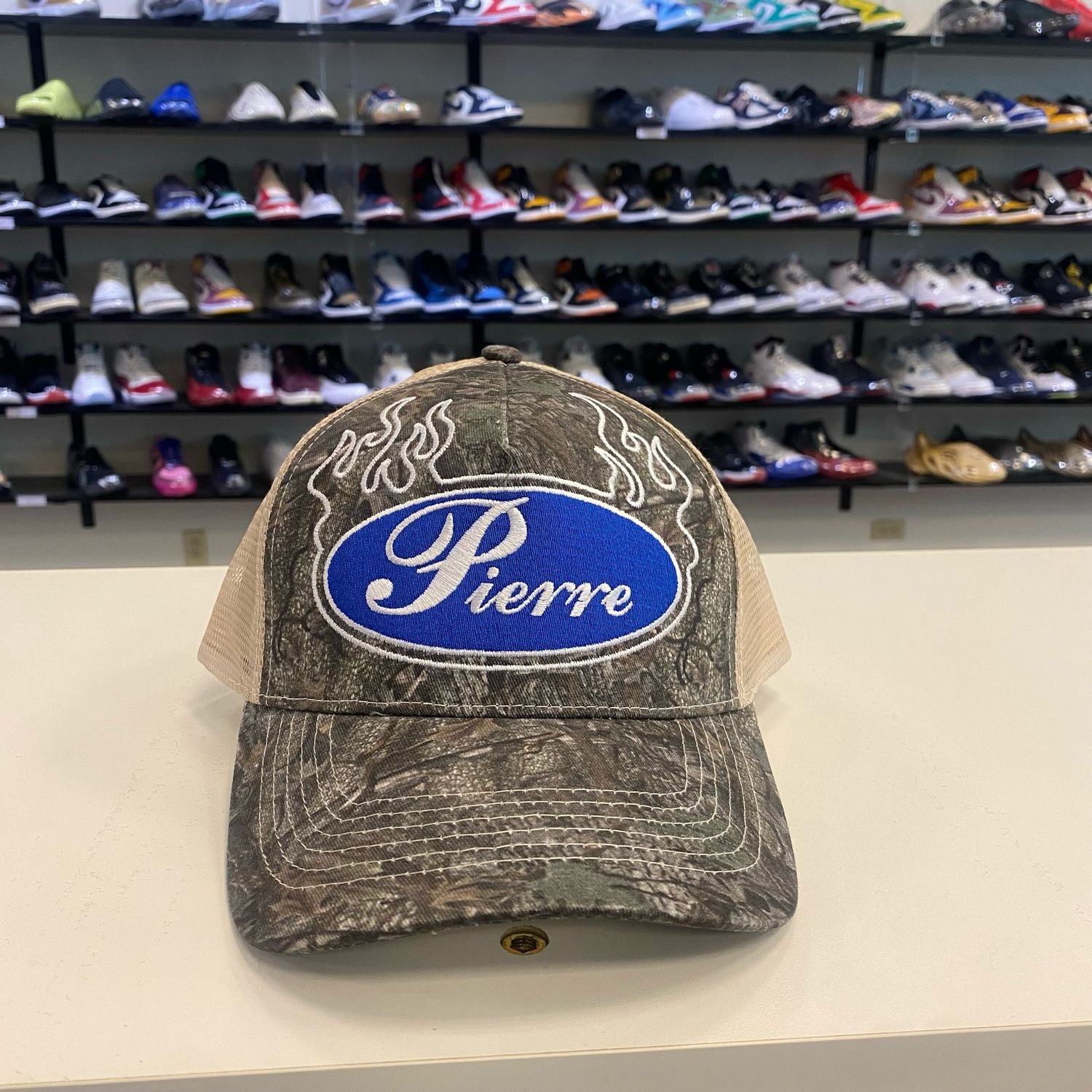 NEW ST PIERRE TOUGH CAMO TRUCKER