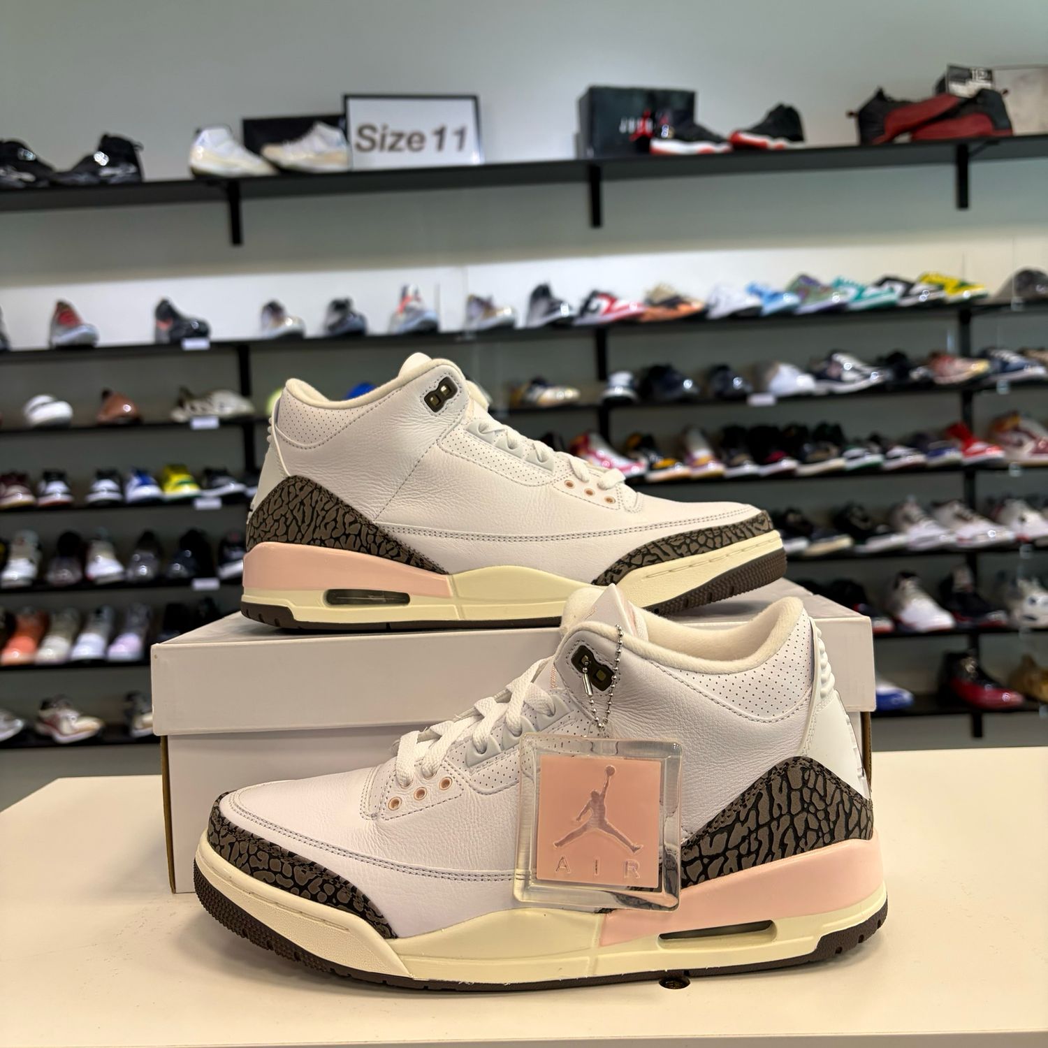 NEW AIR JORDAN 3 NEAPOLITAN (W)
