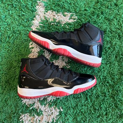 PO AIR JORDAN 11 RETRO PLAYOFFS BRED (2019) SX SIZE 13