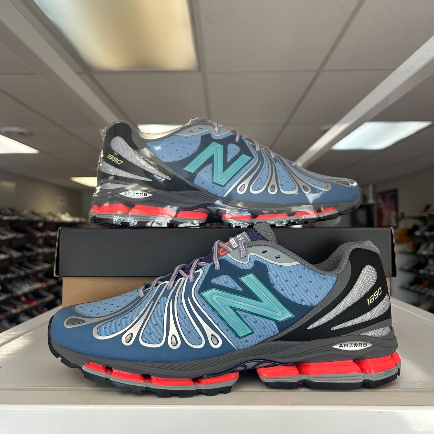 NEW NEW BALANCE 1890 ACTION BRONSON CYBORG TEARS 