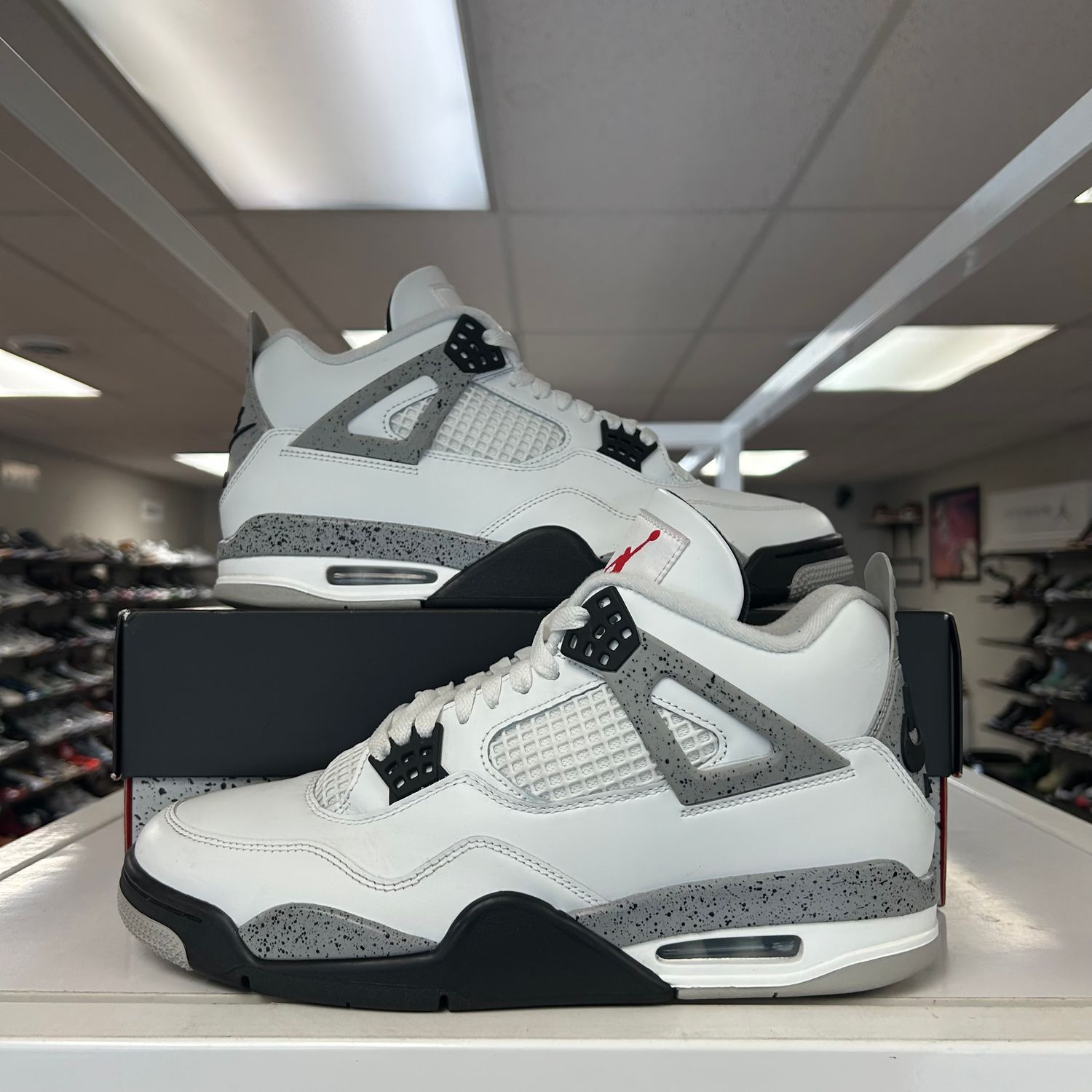 PO5 AIR JORDAN 4 WHITE CEMENT (2025) SIZE 11