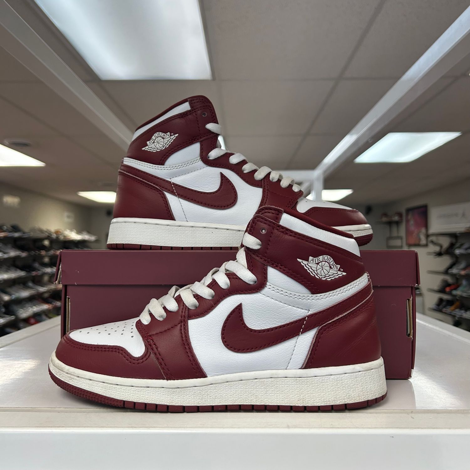 PO AIR JORDAN 1 RETRO HIGH OG ARTISANAL TEAM RED SIZE 5Y