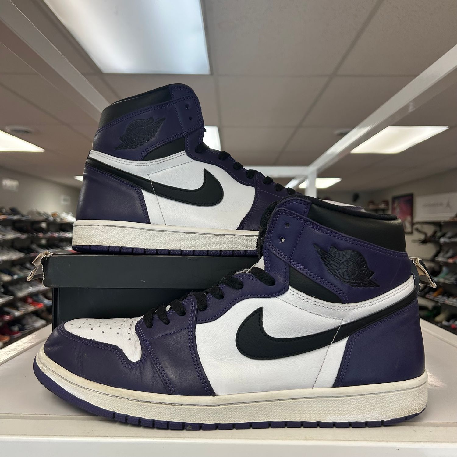 PO AIR JORDAN 1 RETRO HIGH COURT PURPLE WHITE SIZE 15