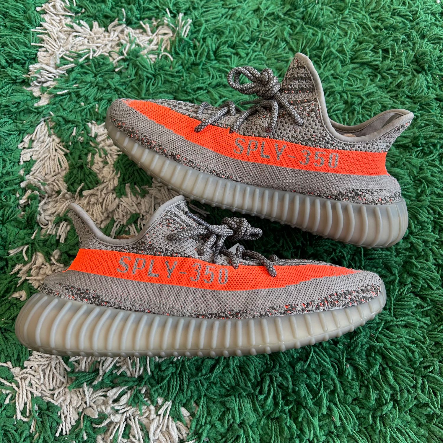 PO NB ADIDAS YEEZY BOOST 350 V2 BELUGA REFLECTIVE SIZE 9.5