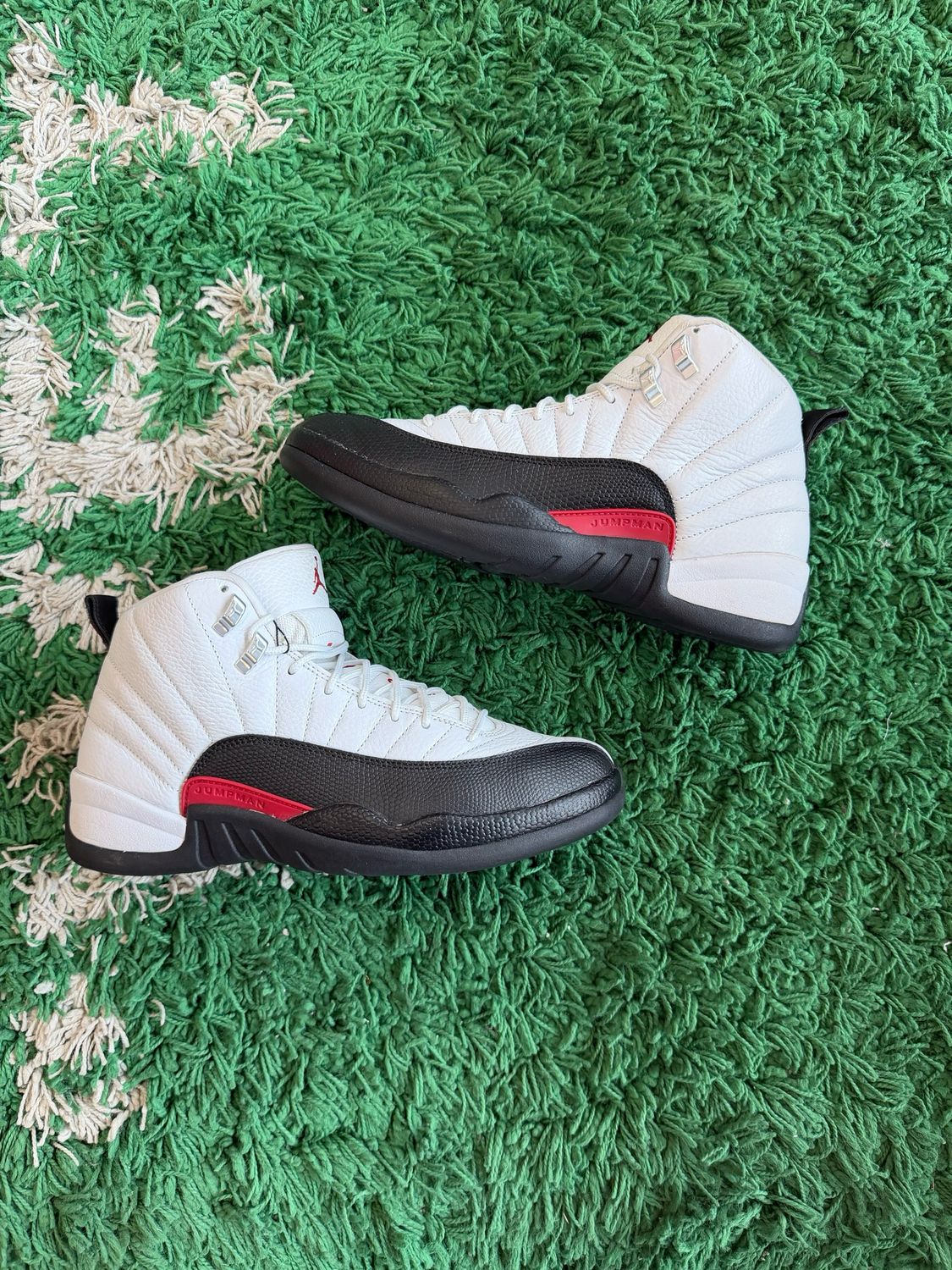 PO NB2 AIR JORDAN 12 TAXI FLIP SIZE 9.5