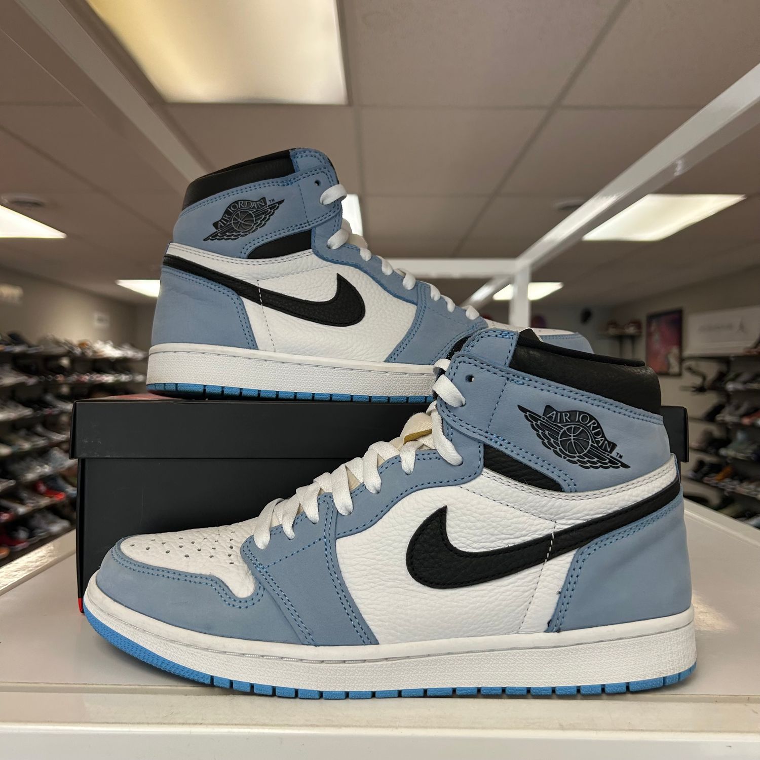 PO AIR JORDAN 1 RETRO HIGH OG UNIVERSITY BLUE SIZE 10