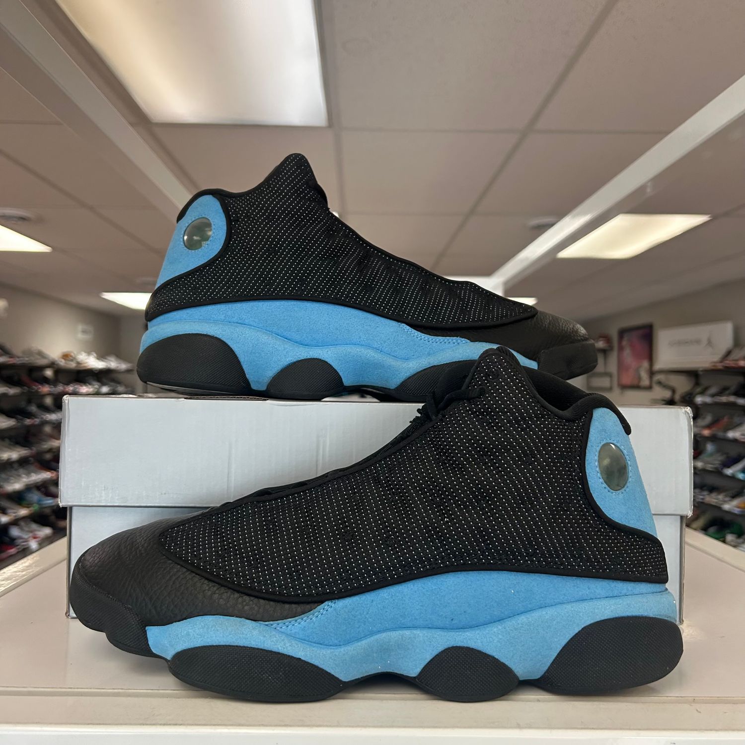 PO AIR JORDAN 13 RETRO BLACK UNIVERSITY BLUE SIZE 12
