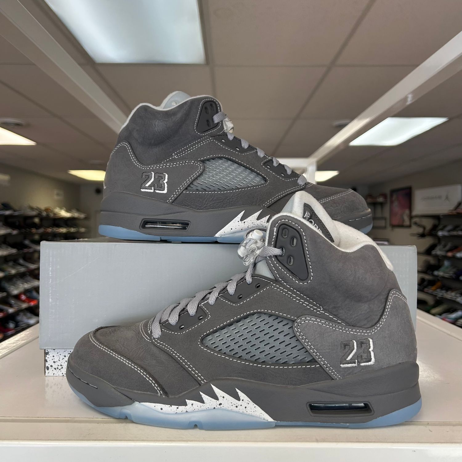 NEW DS STEAL AIR JORDAN 5 WOLF GREY (2026) SIZE 8.5