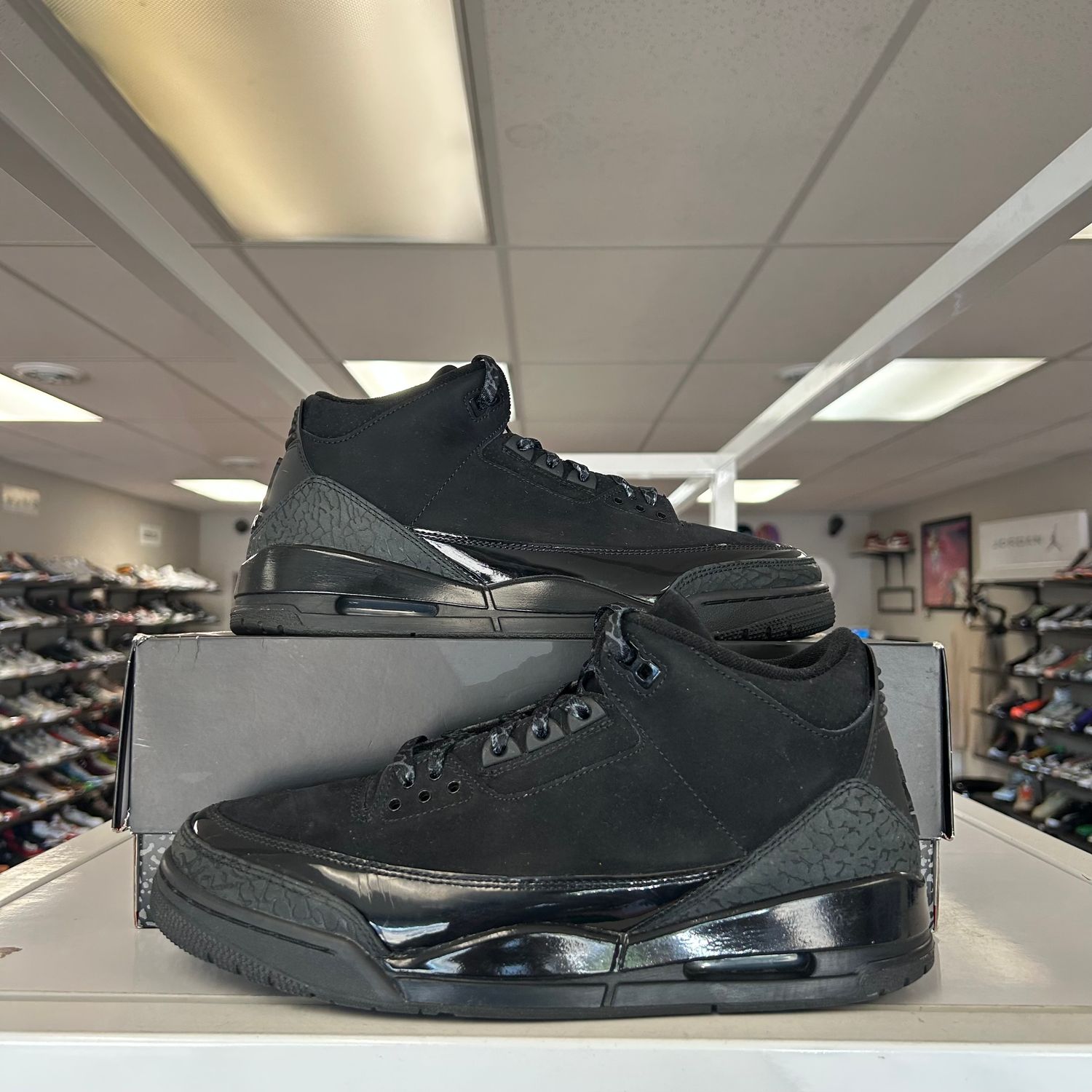 PO2 AIR JORDAN 3 BLACK CAT SIZE 10.5