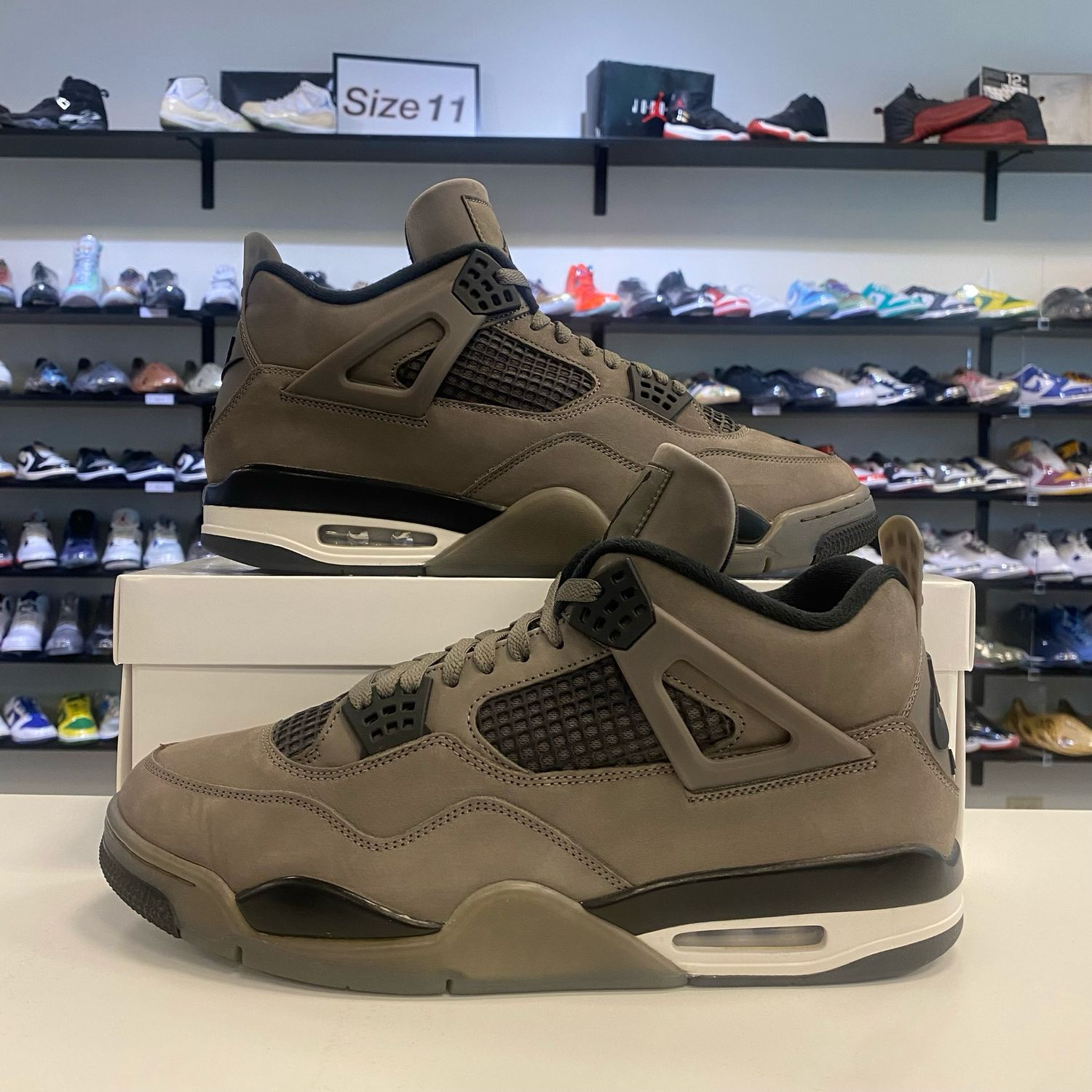 PO NB AIR JORDAN 4 RETRO CAVE STONE SIZE 13