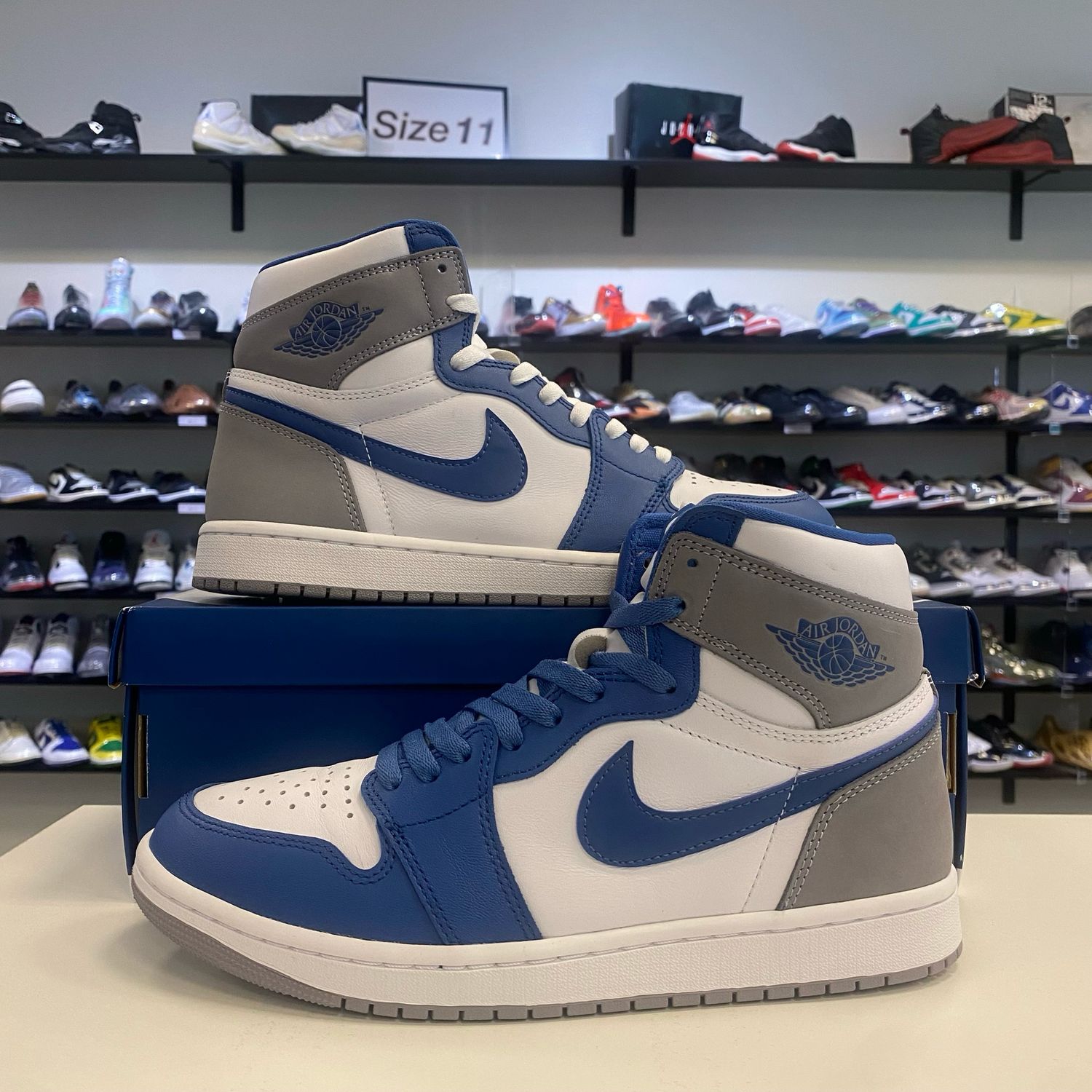 PO AIR JORDAN 1 TRUE BLUE SIZE 10