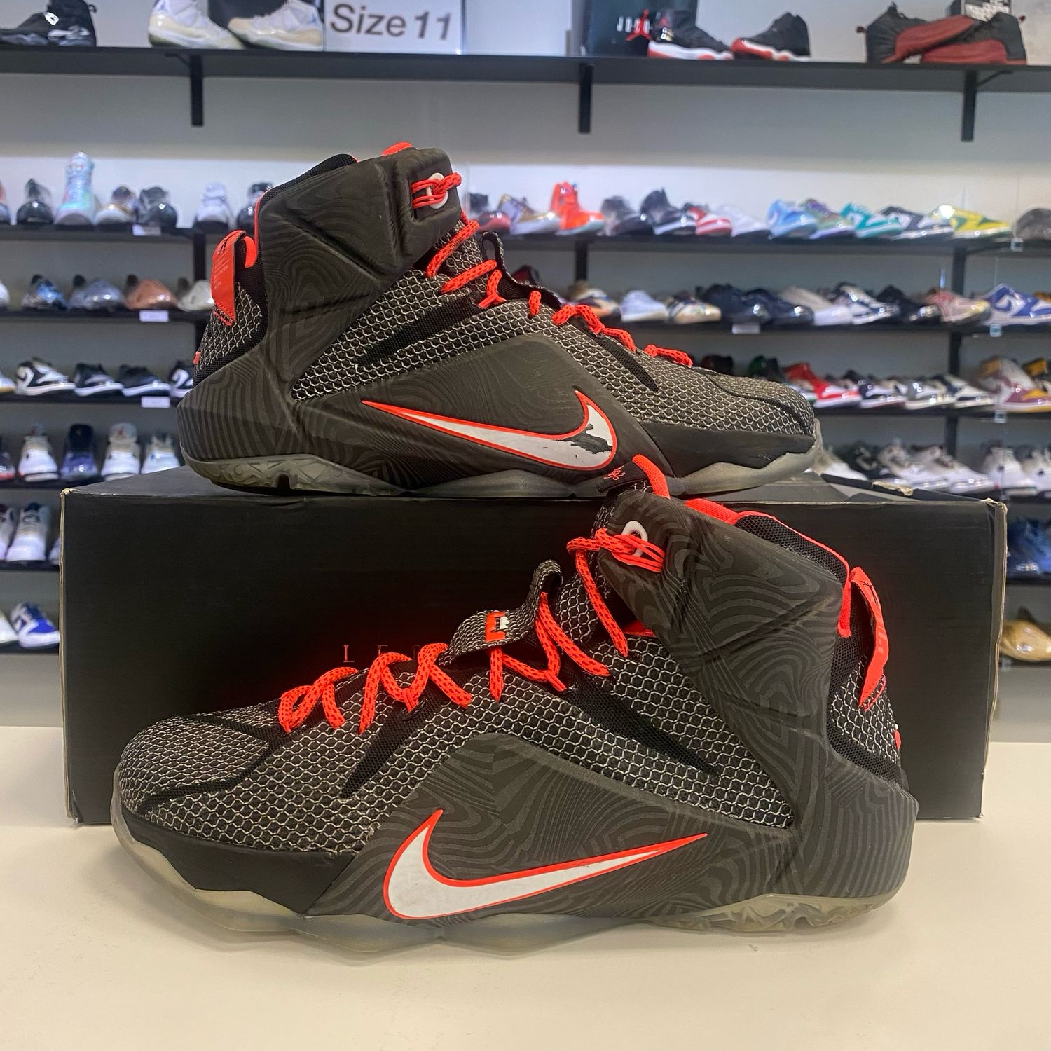 PO NIKE LEBRON 12 COURT VISION SIZE 10.5