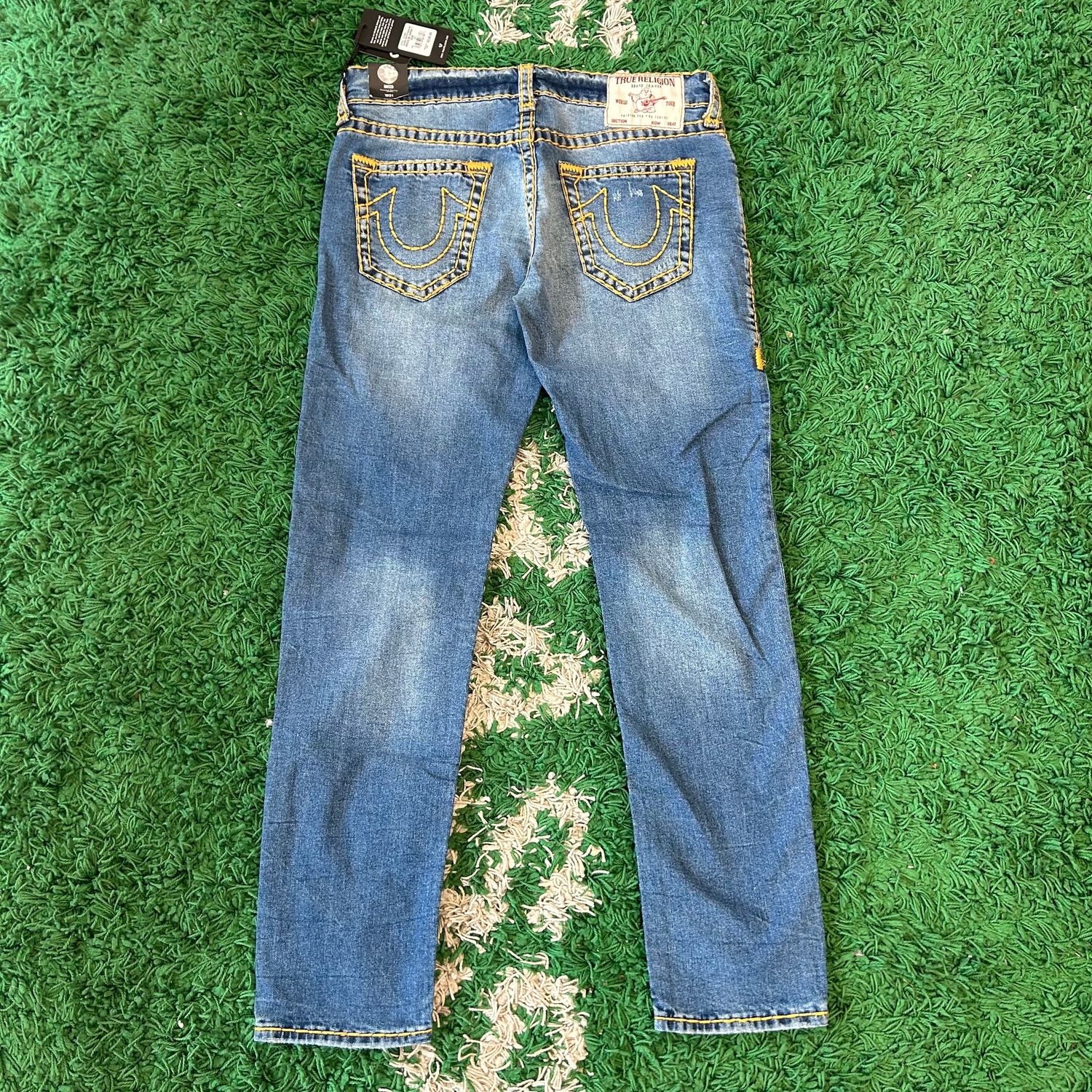 NEW TRUE RELIGON ROCCO NF SUPER T JEANS 31X32