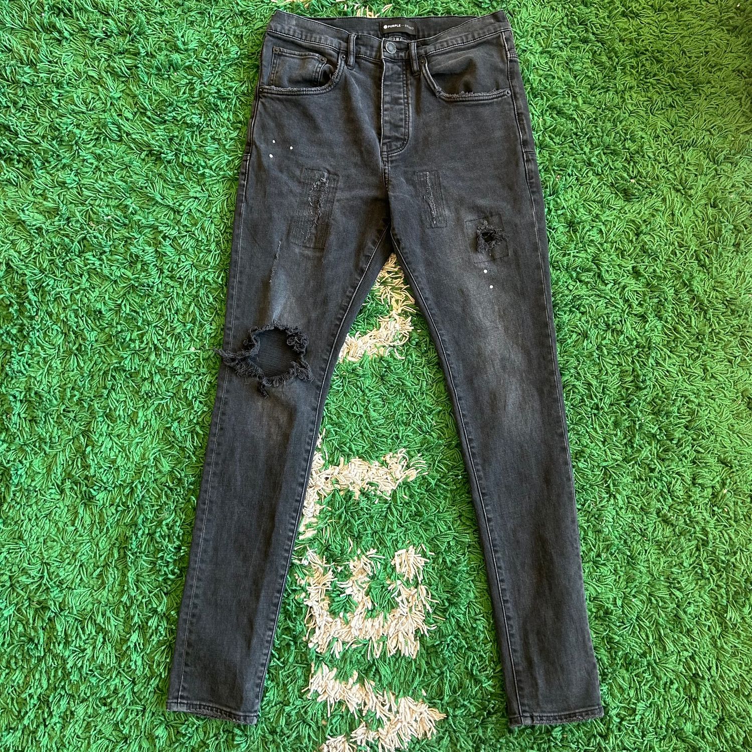 PO PURPLE P002 DROPPED FIT SLIM BLACK REPAIR RIGHT KNEE HOLE SIZE 31