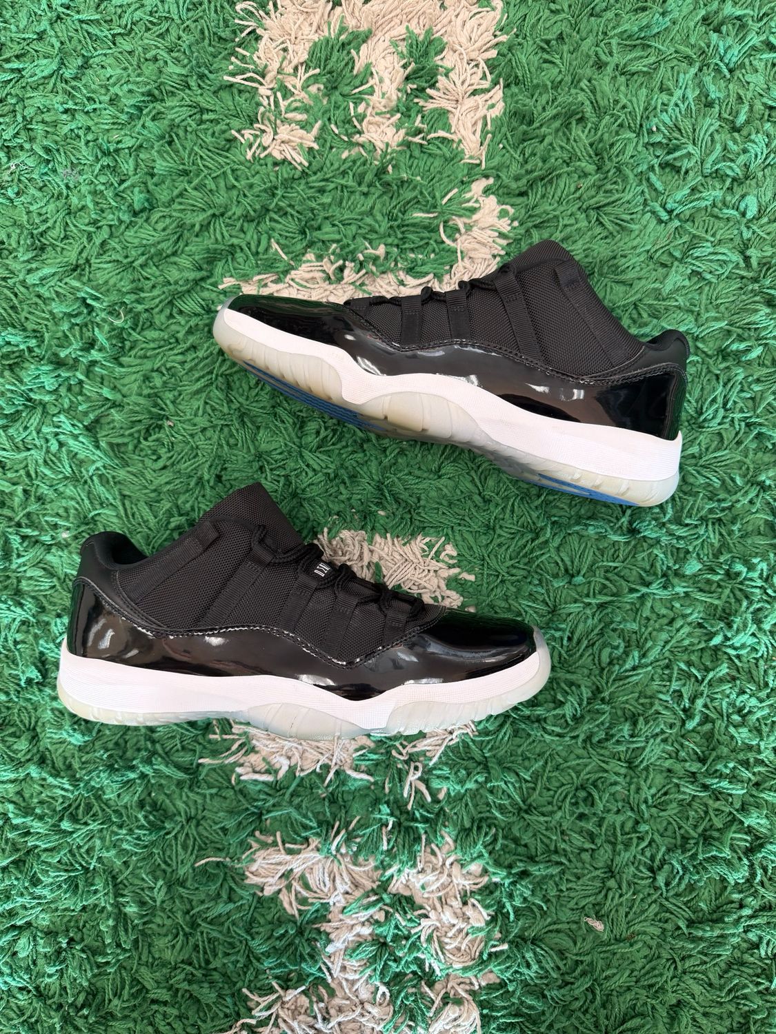 PO NB AIR JORDAN 11 LOW SPACE JAM SIZE 11