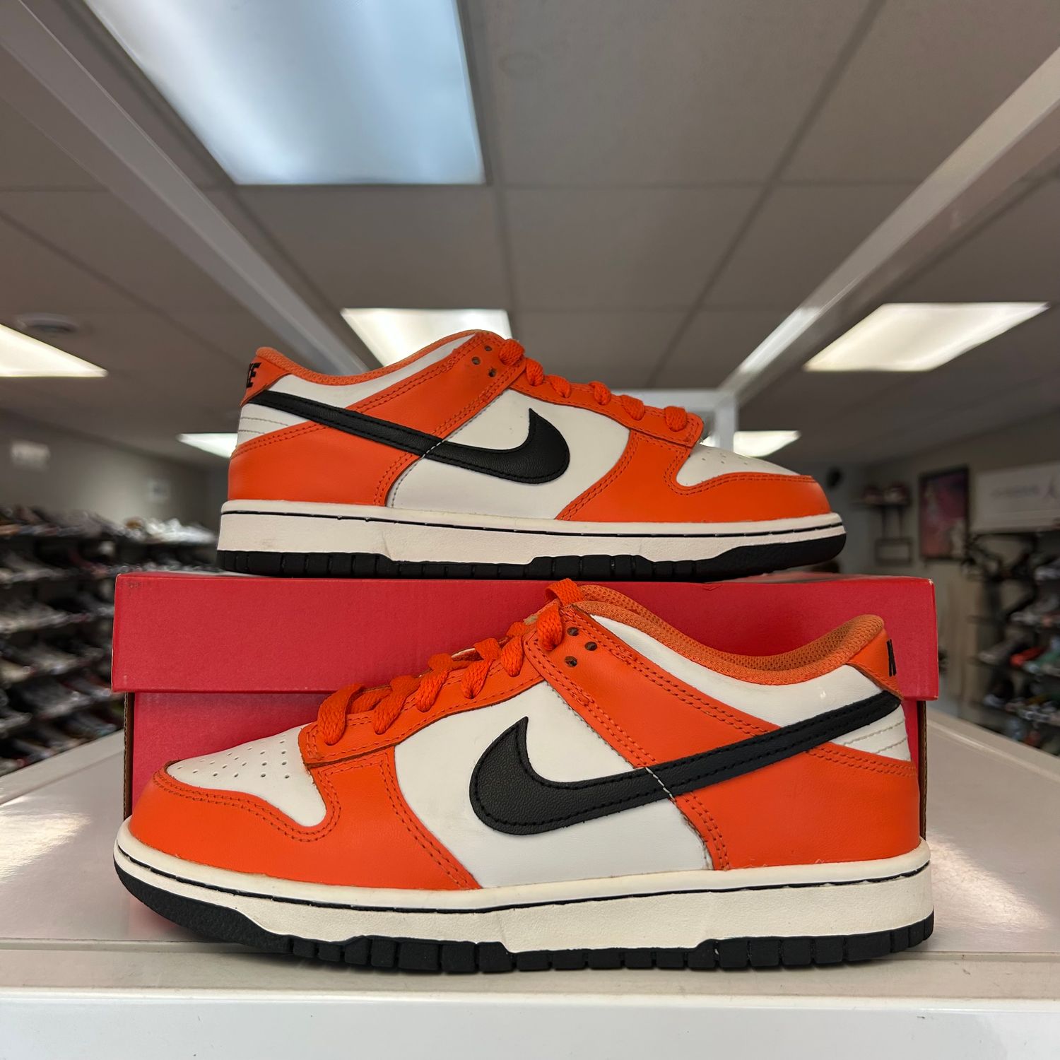 PO NIKE DUNK LOW HALLOWEEN 2022 SIZE 6Y
