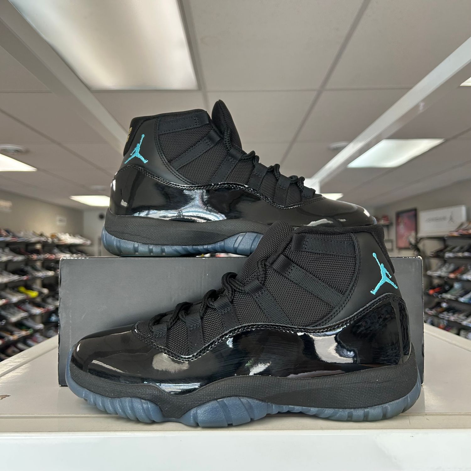 PO2 AIR JORDAN 11 RETRO GAMMA BLUE (2025) SIZE 8.5