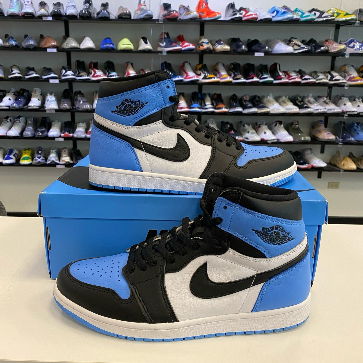 PO3 AIR JORDAN 1 UNC TOE SIZE 11