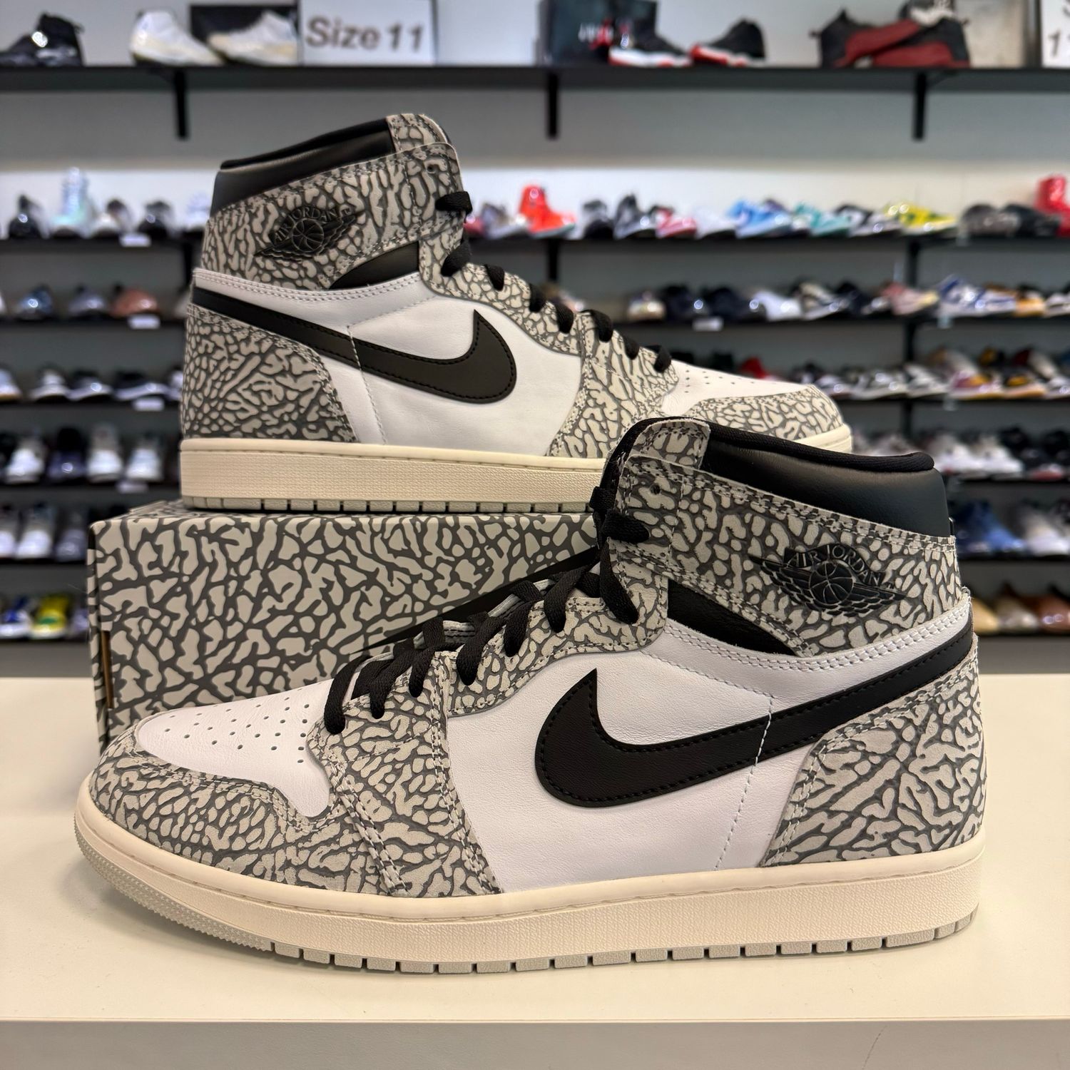NEW AIR JORDAN 1 HIGH WHITE CEMENT (NO LID) SIZE 13