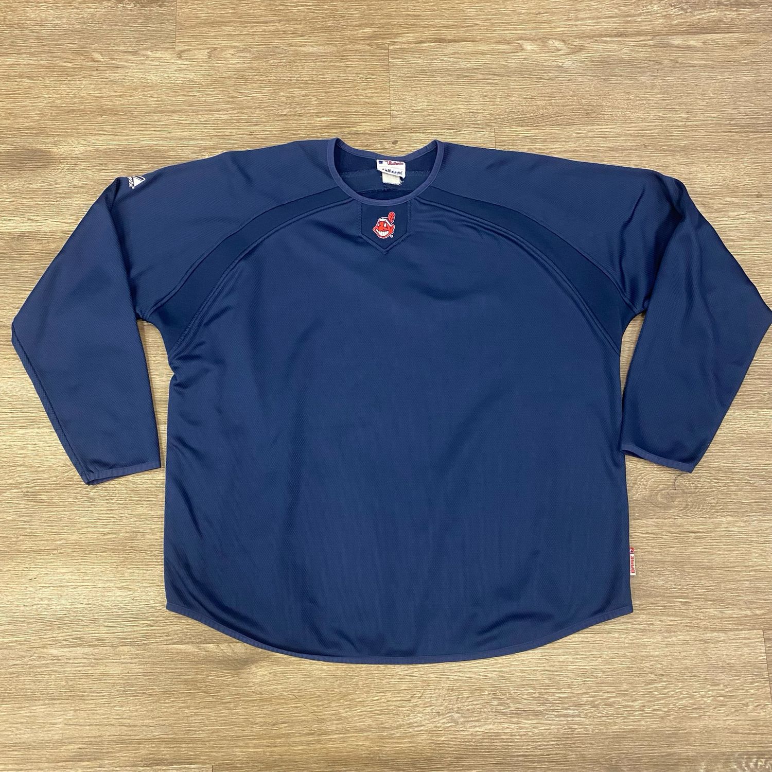 VINTAGE INDIANS MAJESTIC CREWNECK NAVY SIZE XL