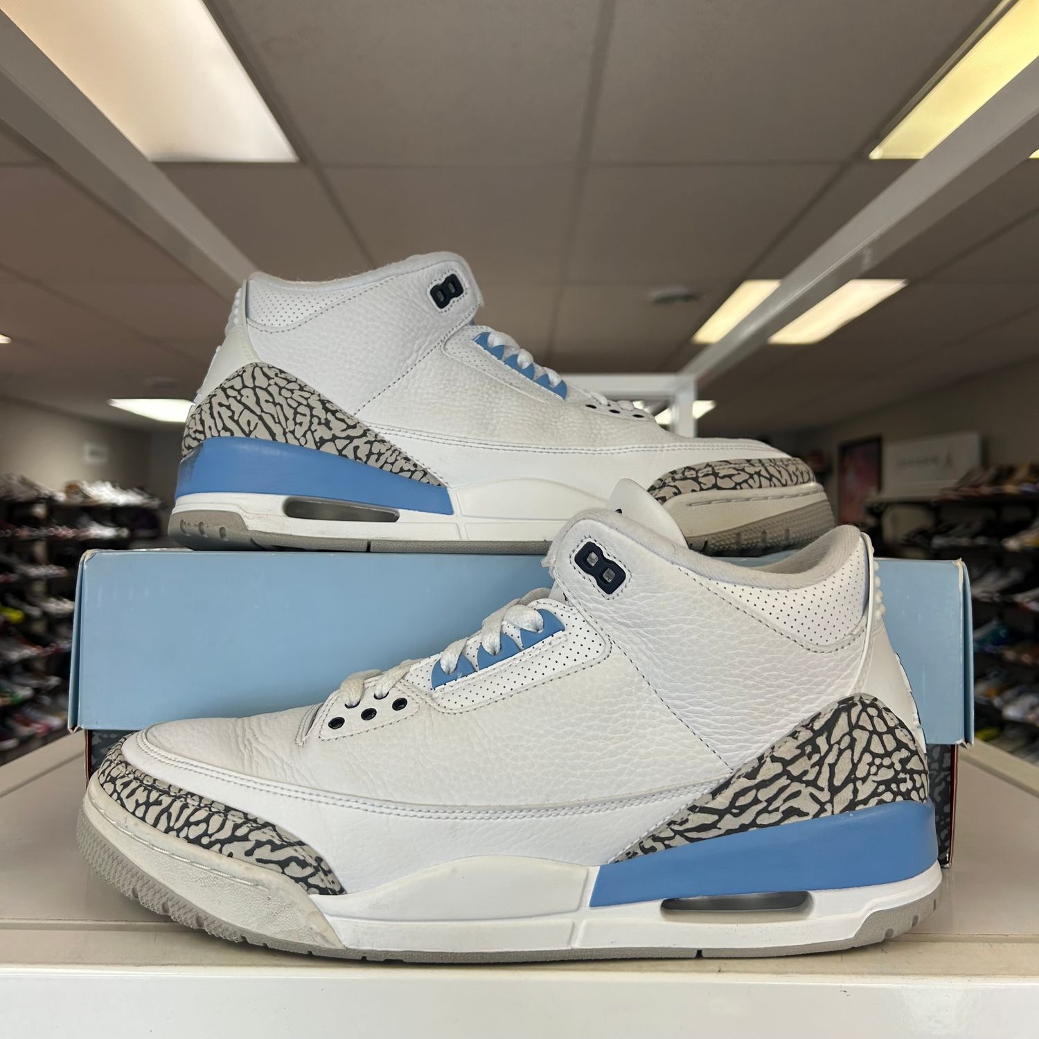 PO2 AIR JORDAN 3 UNC SIZE 12.5