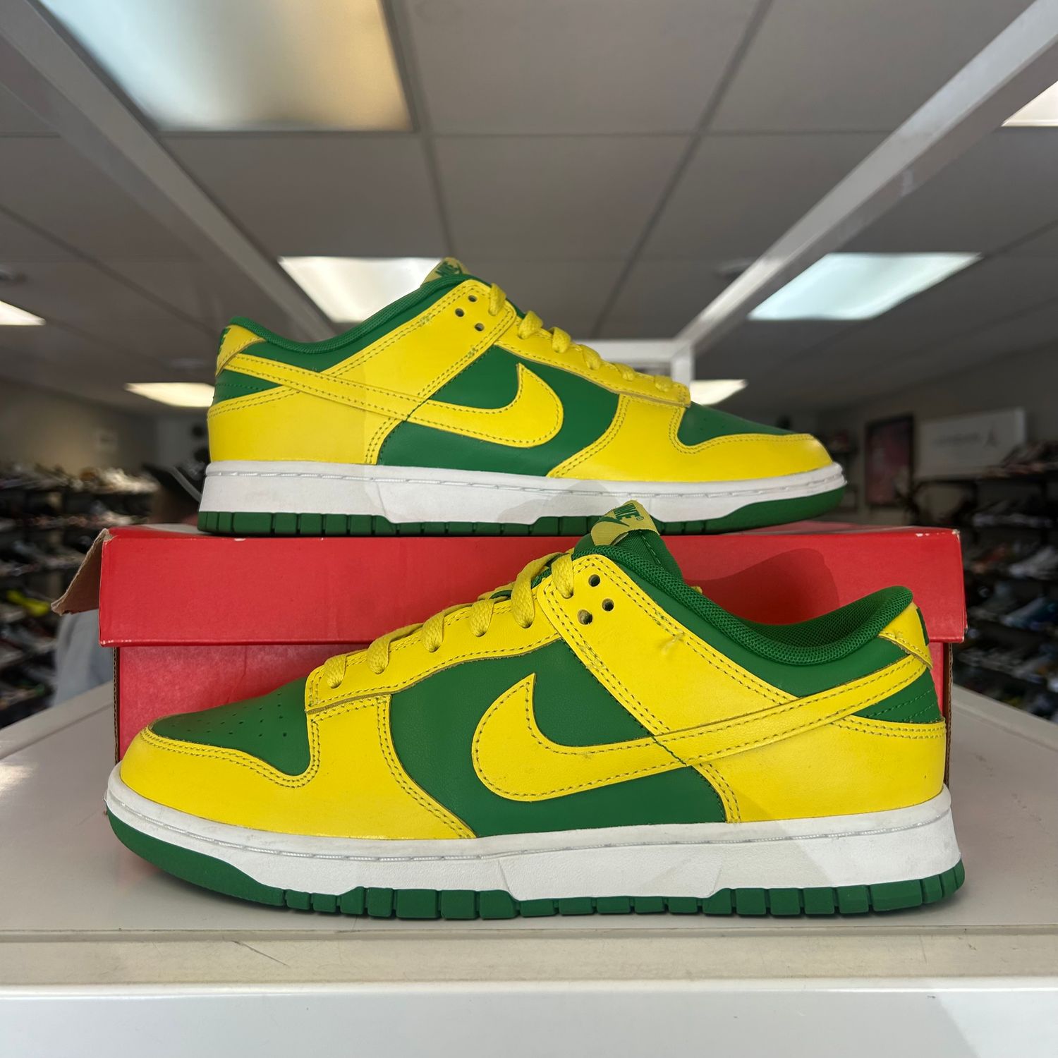 PO2 NIKE DUNK LOW RETRO REVERSE BRAZIL SIZE 9.5