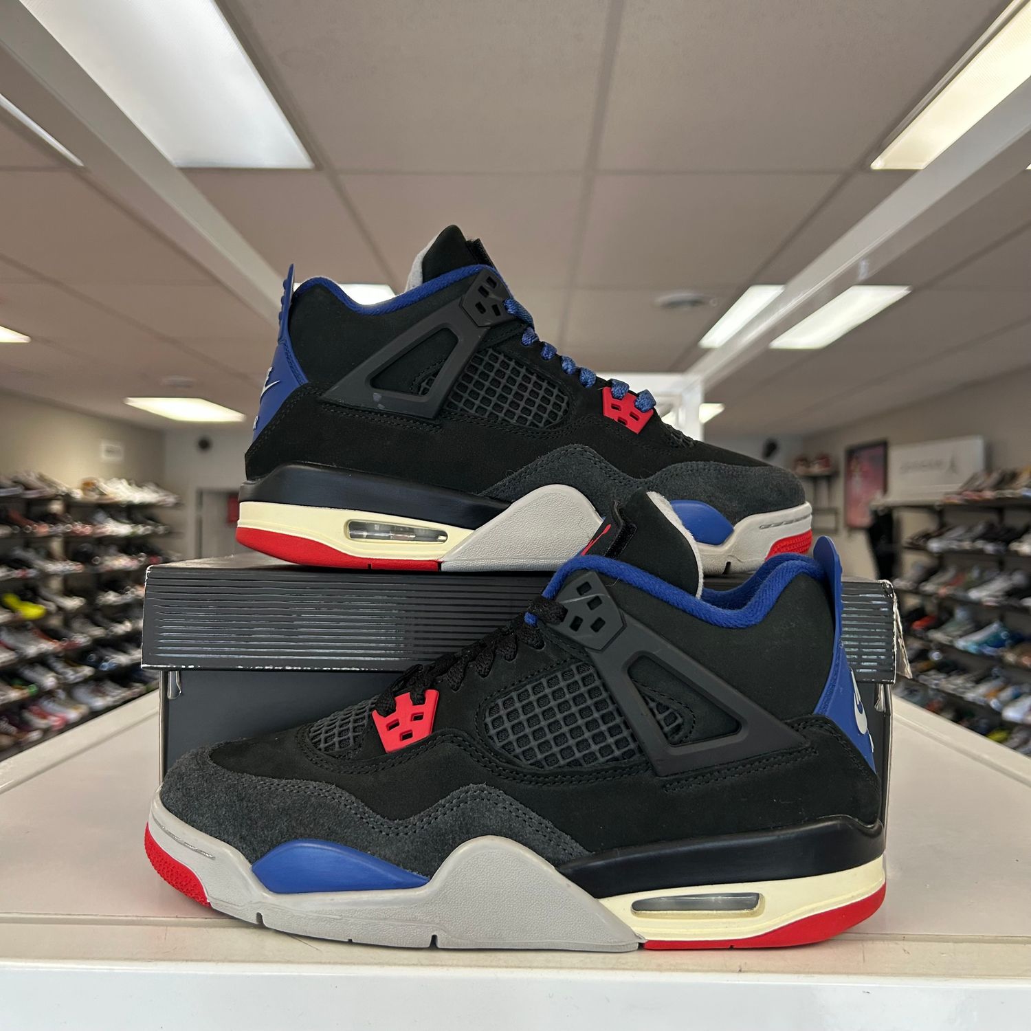 PO AIR JORDAN 4 RETRO RARE AIR (WHITE LETTERING) GS SIZE 6.5Y