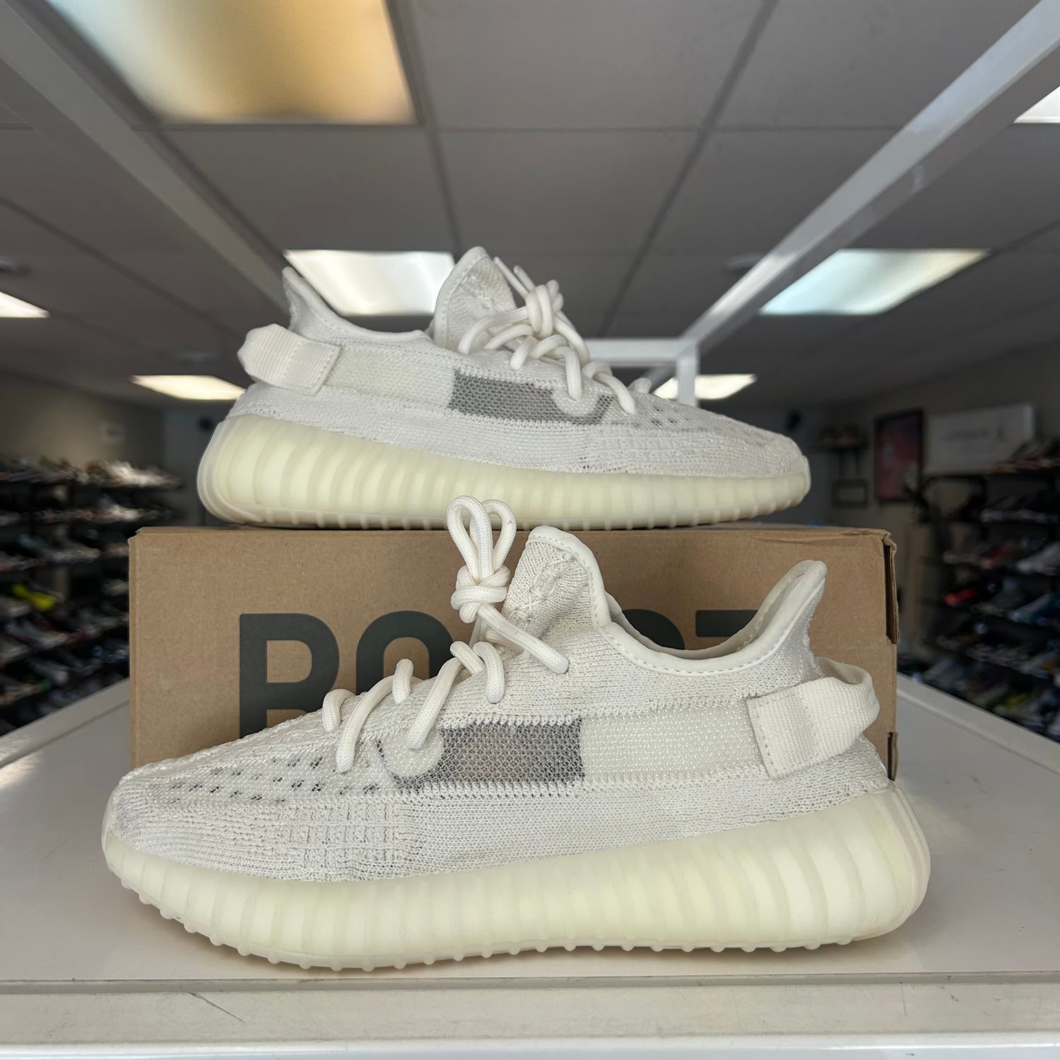 PO ADIDAS YEEZY 350 V2 BONE SIZE 6