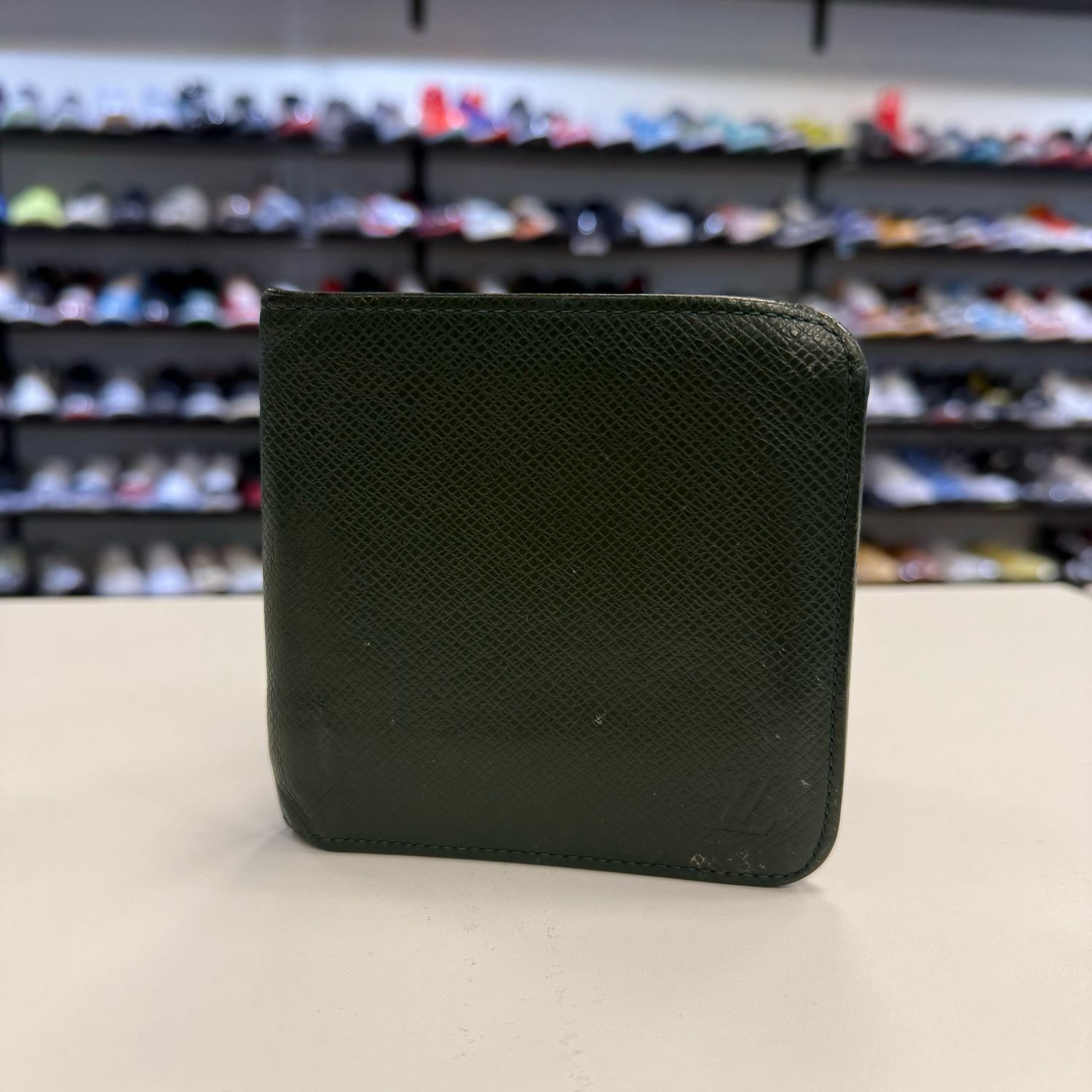 PO LV TAIGA GREEN LEATHER COIN HOLDER