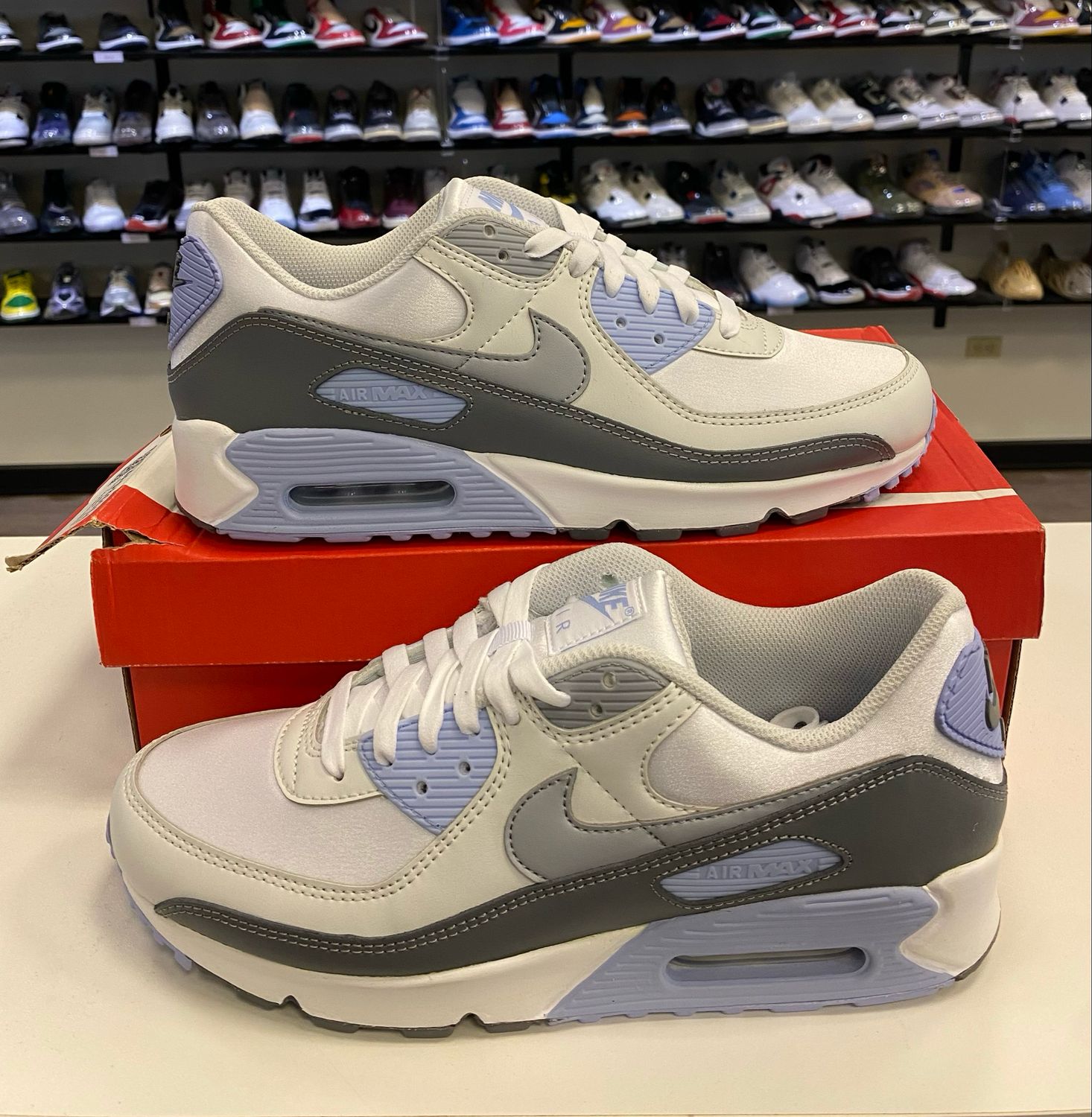 NEW NIKE AIR MAX 90 WHITE WOLF GREY PHOTON DUST (W)