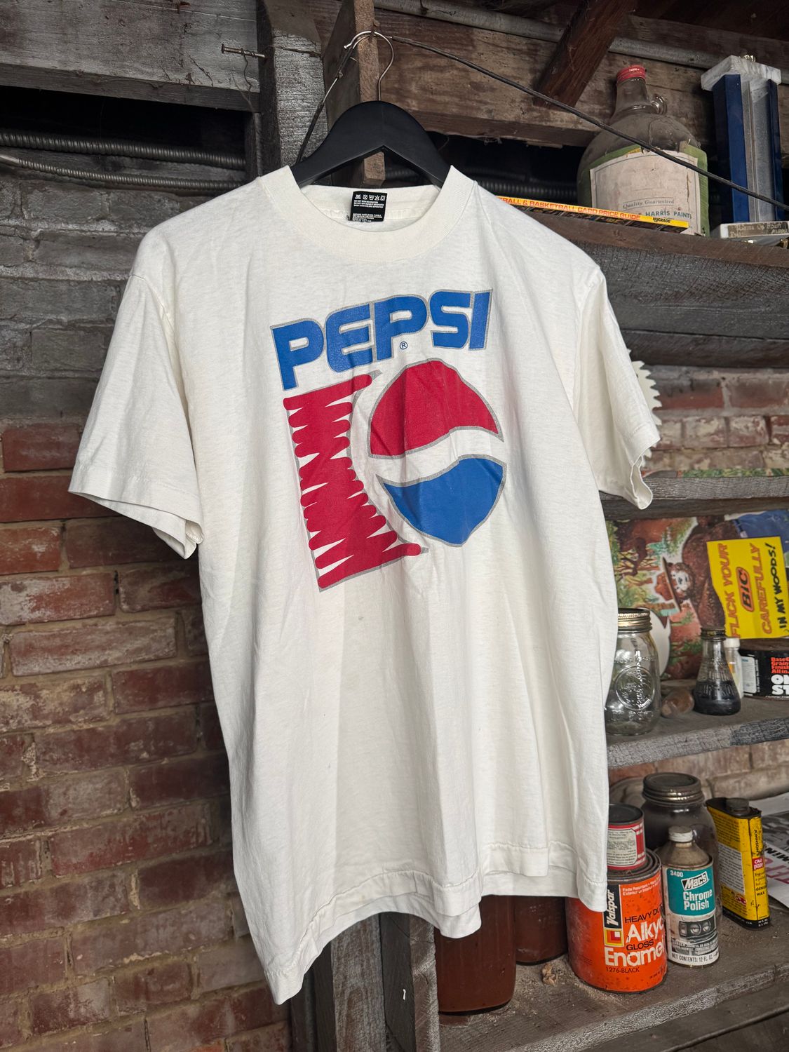 Vintage Pepsi Logo White Tee Size L (19x26)