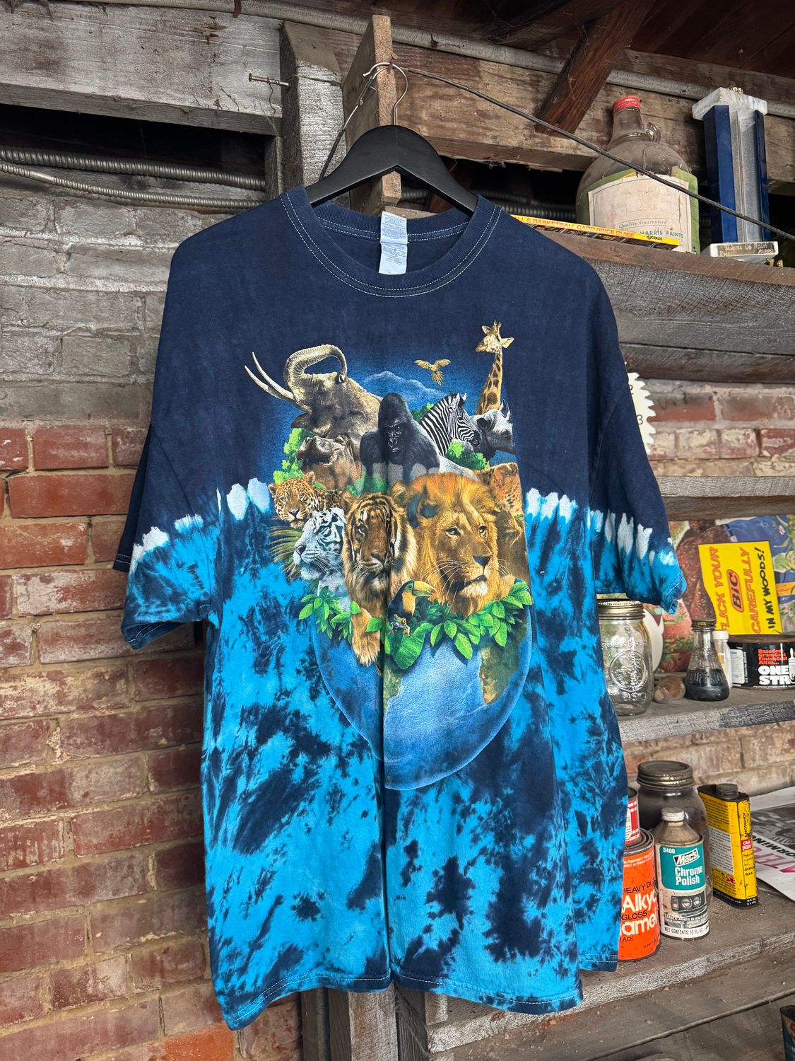 Vintage Y2K Blue Tie Dye Wildlife Tee Size 2XL (24.5x29.5)