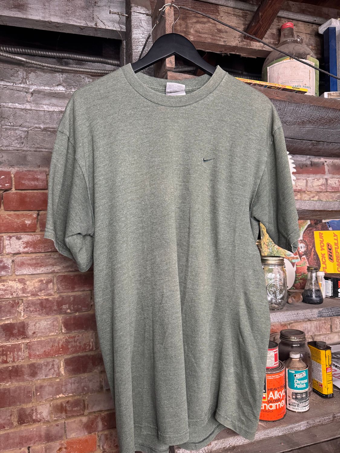 Vintage Nike Embroidered Swoosh Olive Tee Size L (20.5x29.5)