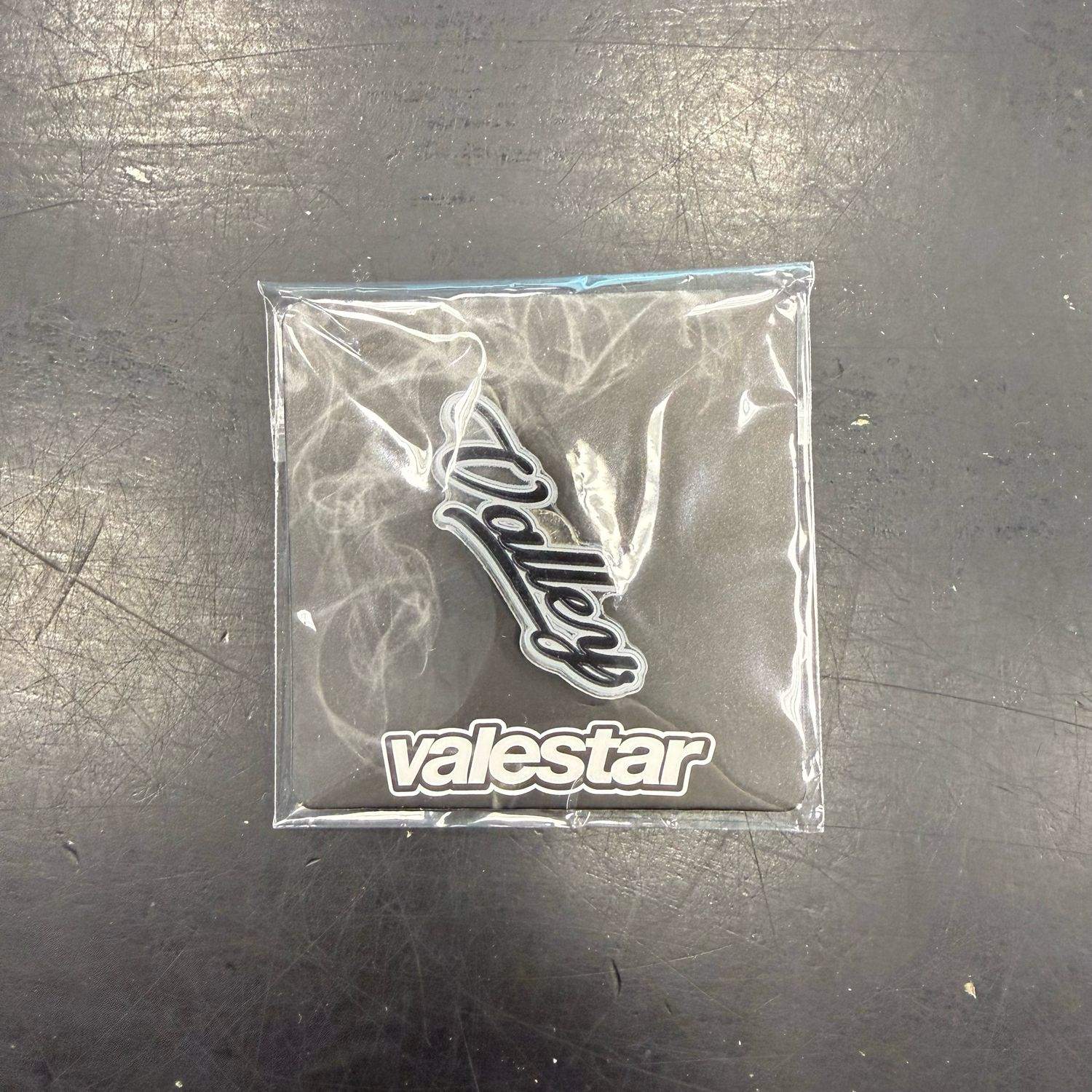 NEW VALE VALESTAR PIN